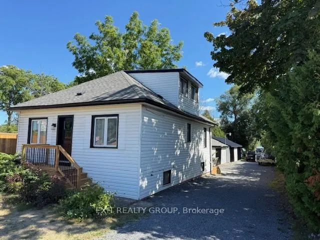 Photo 1 of 550 Old Highway 2, Quinte West, Sidney Ward — HOMEH