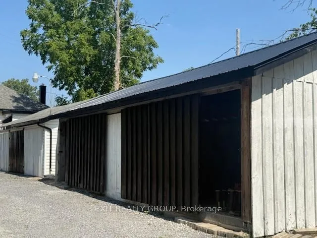 Photo 13 of 550 Old Highway 2, Quinte West, Sidney Ward — HOMEH