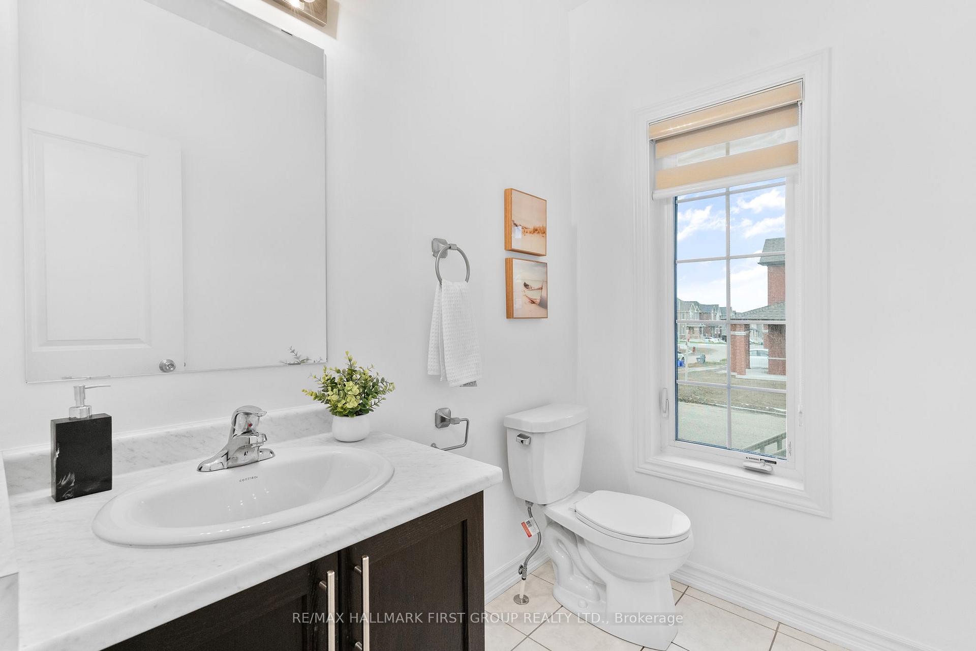 Photo 13 of 1119 Skyridge Boulevard, Pickering, Rural Pickering — HOMEH