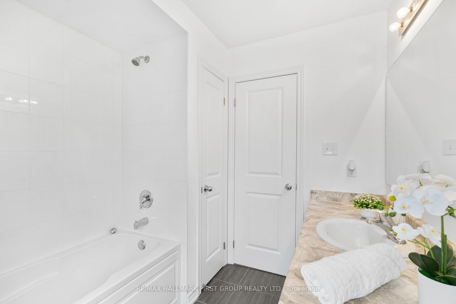 Photo 19 of 1119 Skyridge Boulevard, Pickering, Rural Pickering — HOMEH