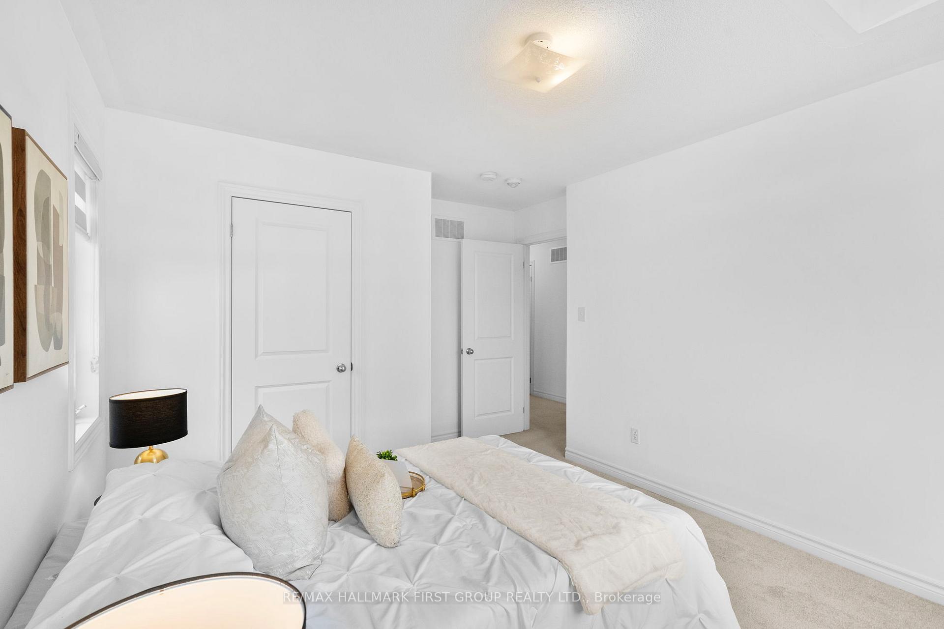 Photo 22 of 1119 Skyridge Boulevard, Pickering, Rural Pickering — HOMEH