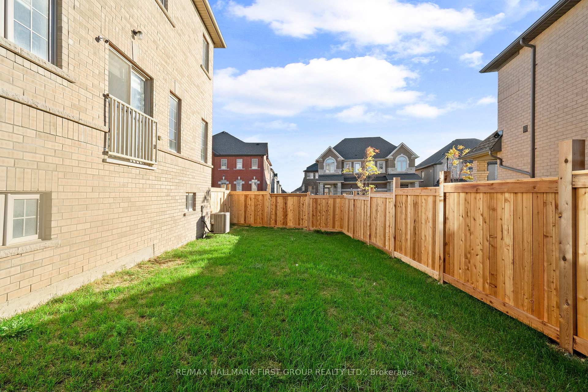 Photo 35 of 1119 Skyridge Boulevard, Pickering, Rural Pickering — HOMEH