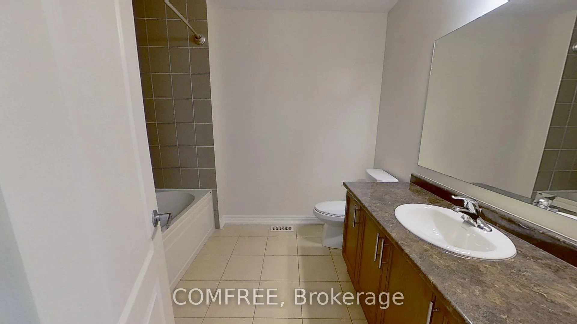 Photo 17 of 47 Nearco Crescent, Oshawa, Windfields — HOMEH
