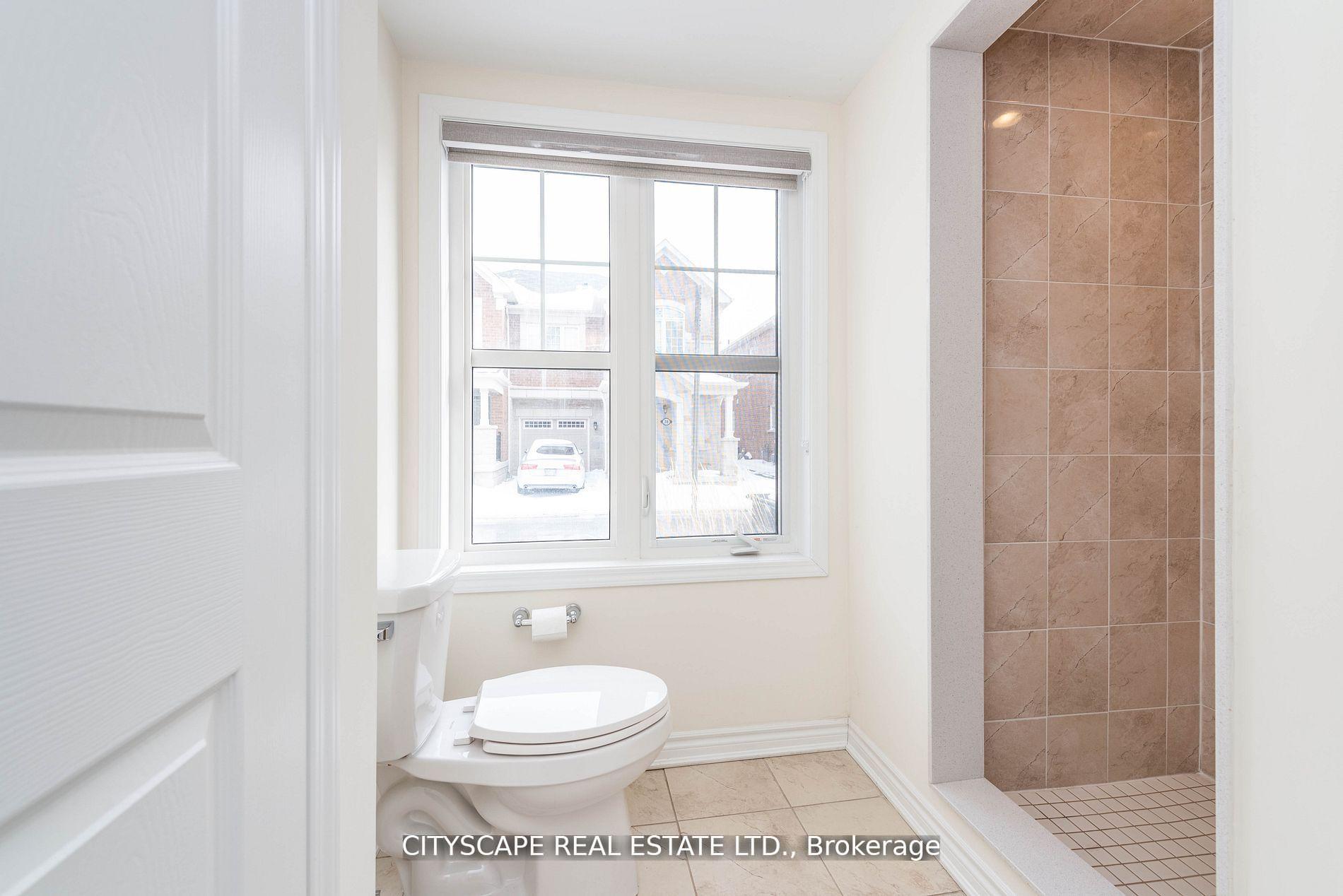 Photo 9 of Unit 85, 1000 Asleton Boulevard, Milton, Willmott — HOMEH