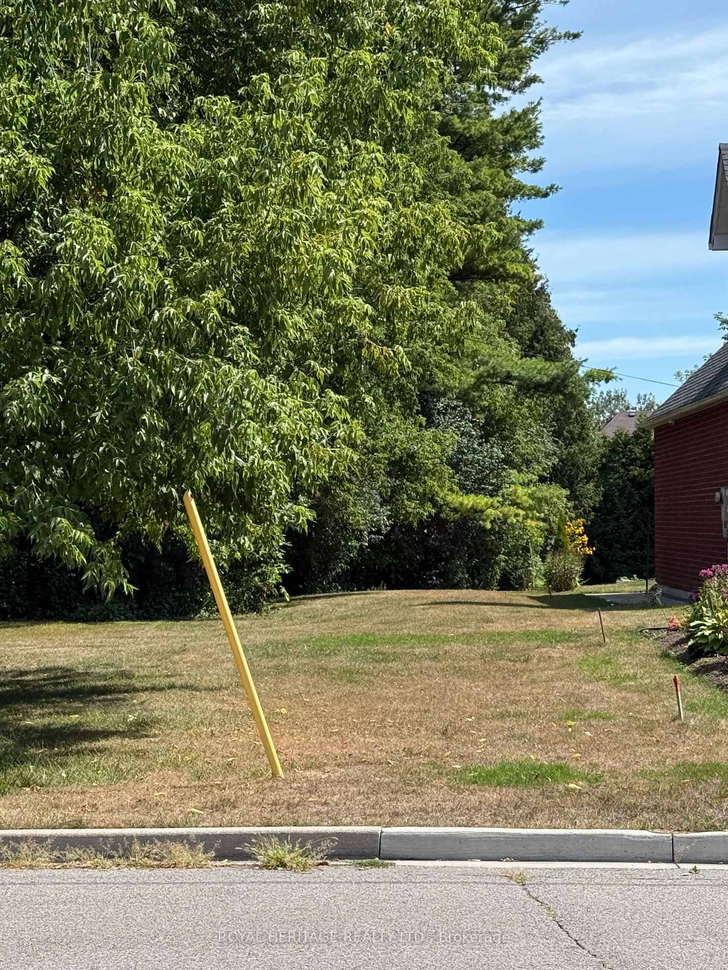 Photo 1 of 1839 (Part 1) Pine Grove Avenue, Pickering, Highbush — HOMEH
