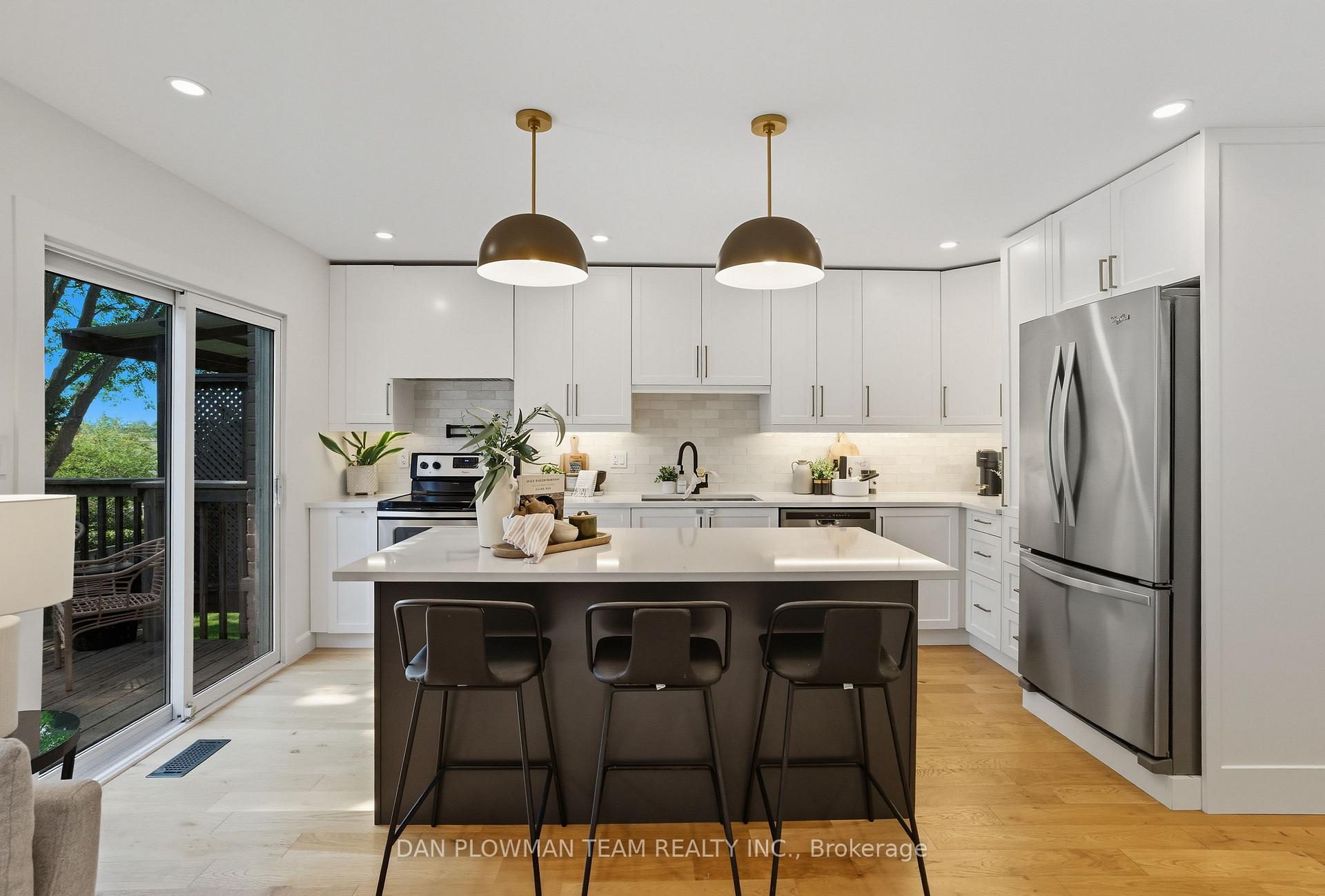 Photo 1 of 1400 Palmetto Drive, Oshawa, Samac — HOMEH