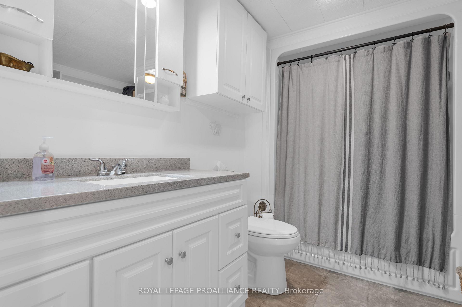 Photo 14 of 15 Finch Lane, Quinte West, Sidney Ward — HOMEH