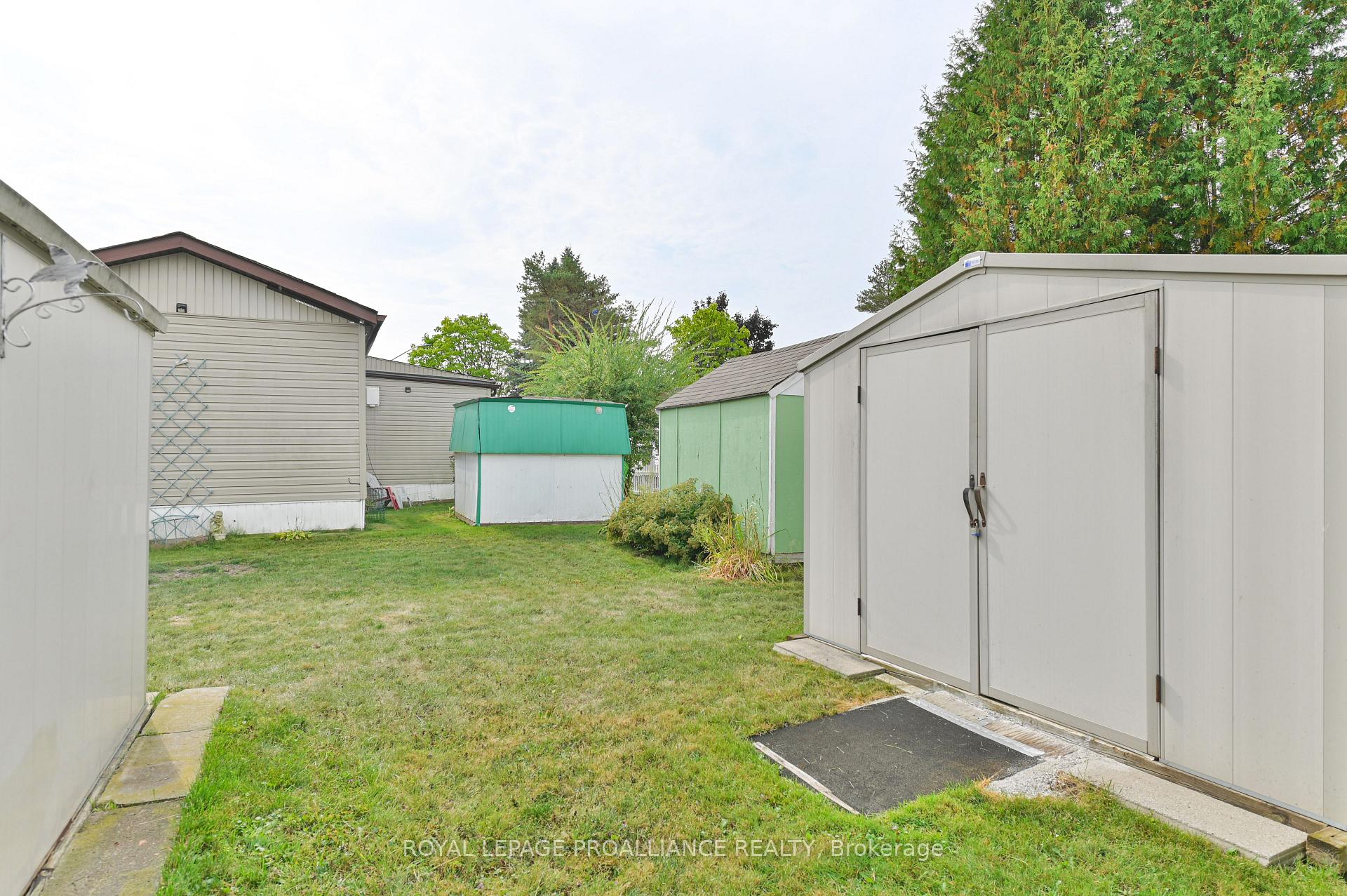 Photo 25 of 15 Finch Lane, Quinte West, Sidney Ward — HOMEH