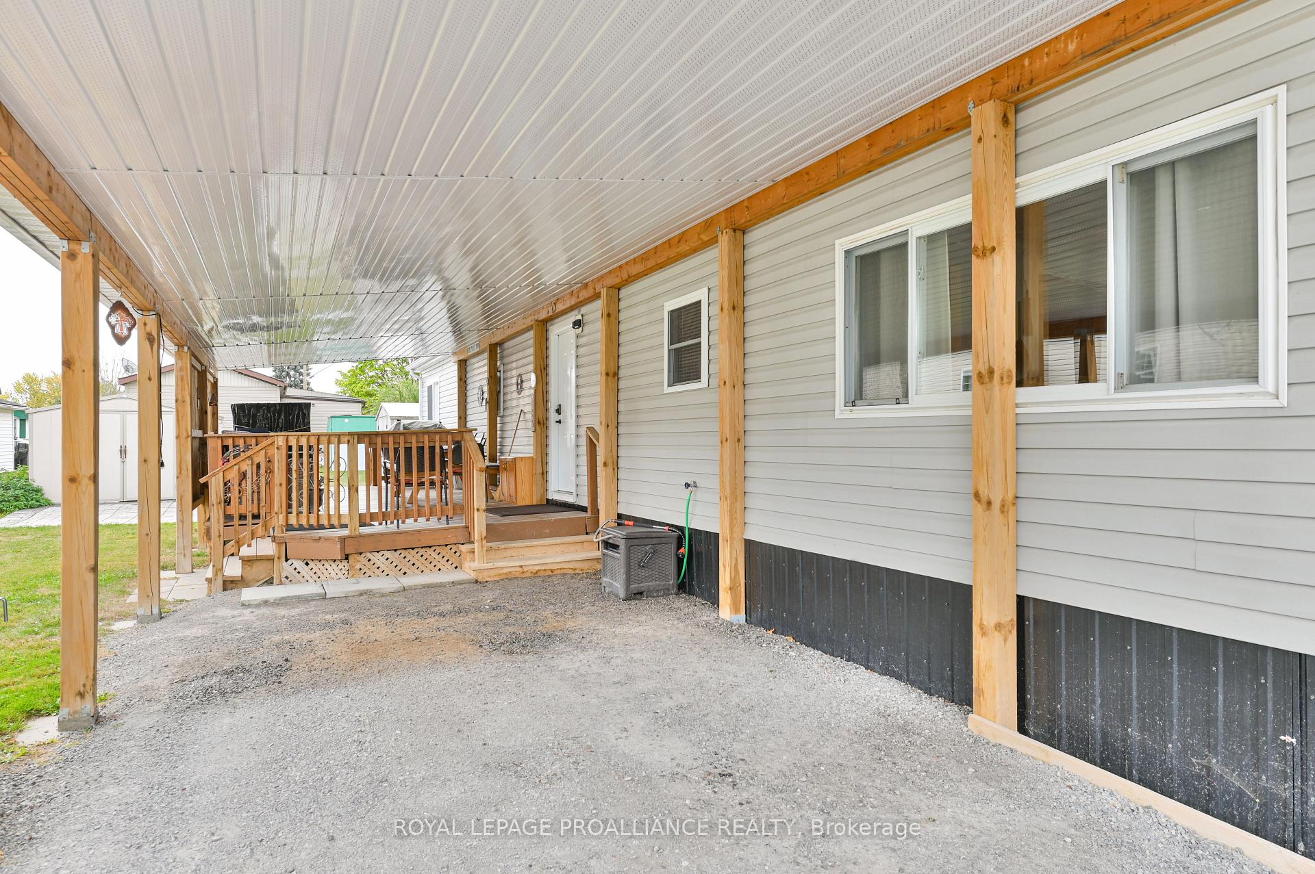 Photo 28 of 15 Finch Lane, Quinte West, Sidney Ward — HOMEH