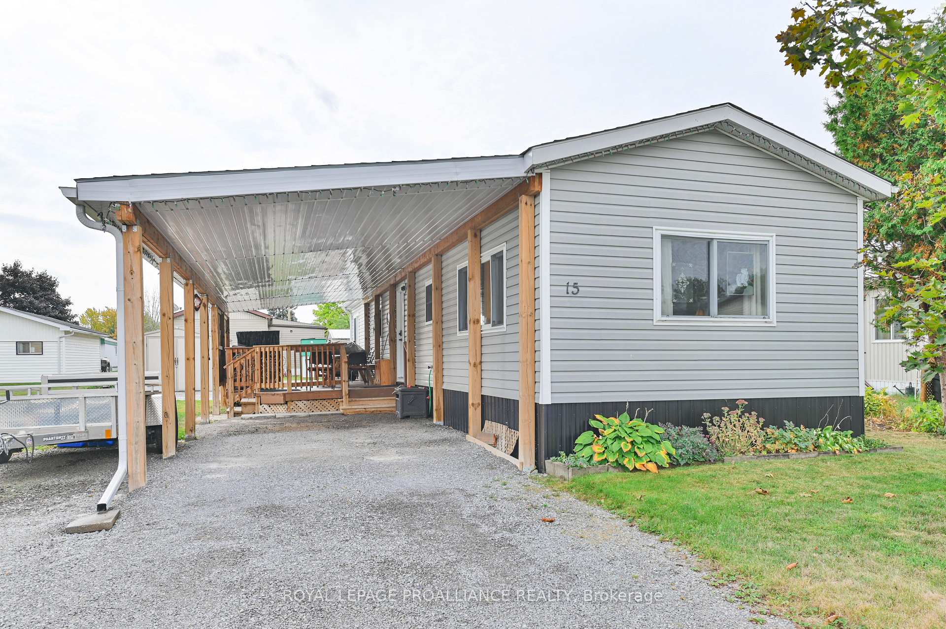 Photo 31 of 15 Finch Lane, Quinte West, Sidney Ward — HOMEH