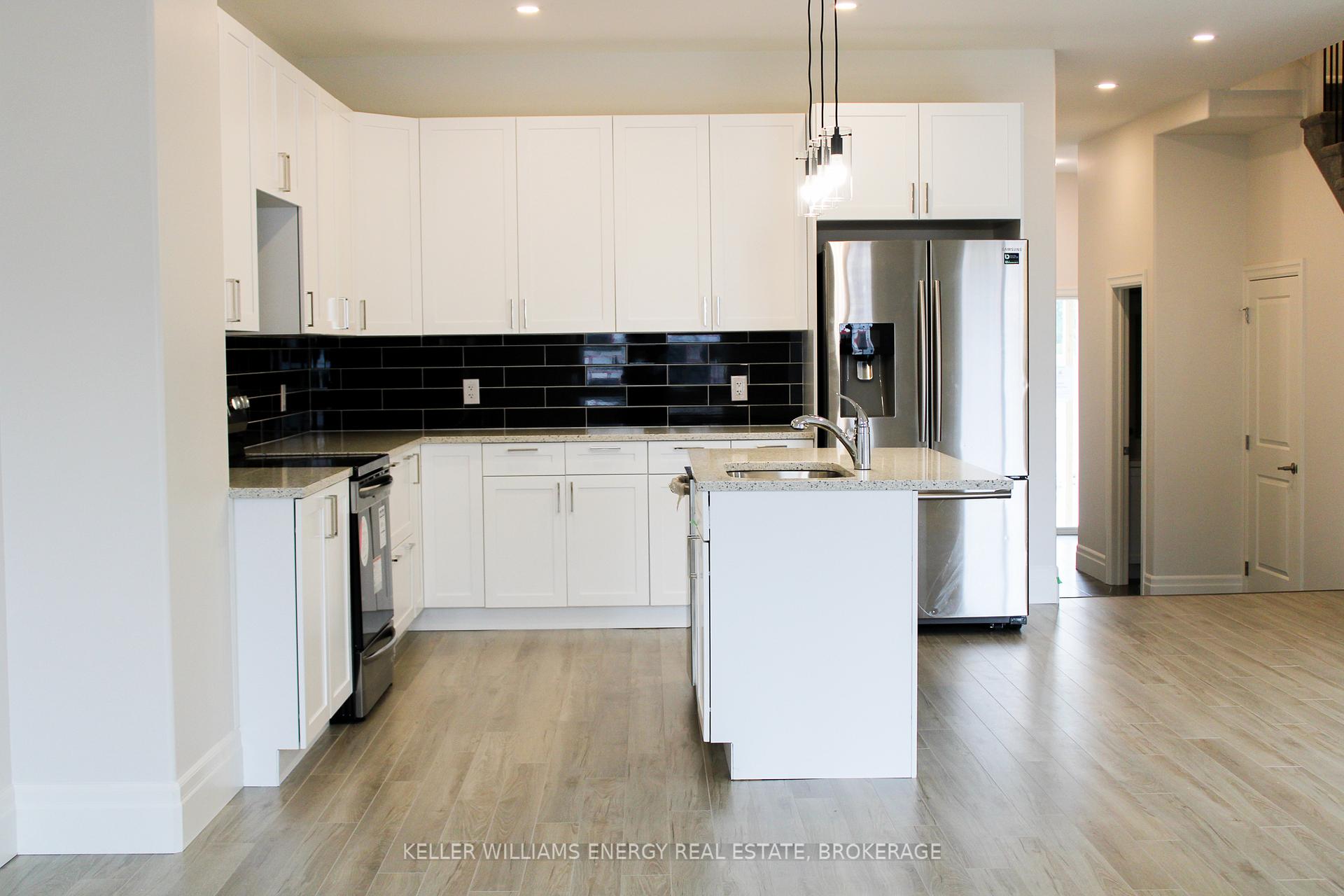 Photo 6 of 36 Markland Avenue, Prince Edward County, Picton Ward — HOMEH