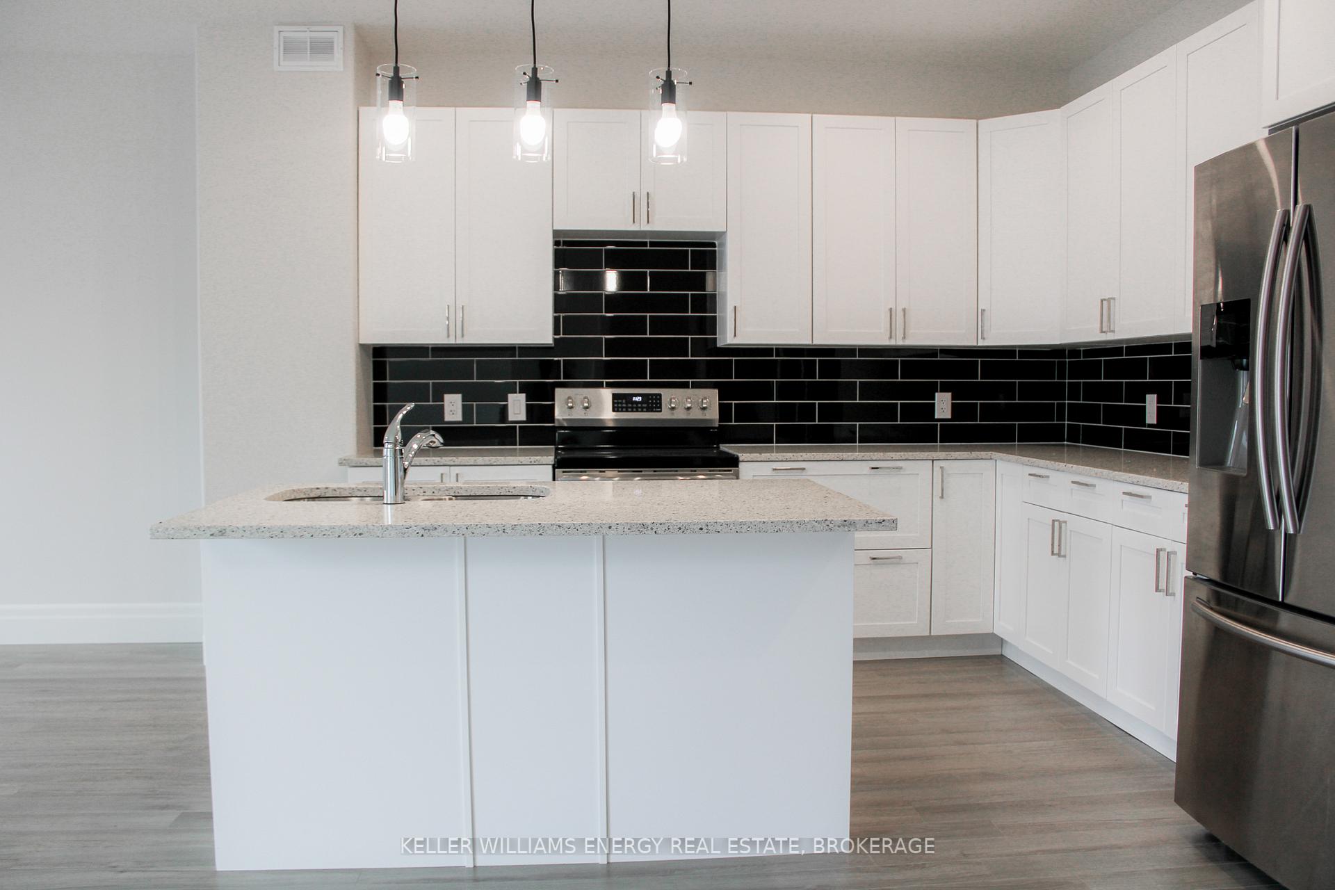 Photo 7 of 36 Markland Avenue, Prince Edward County, Picton Ward — HOMEH