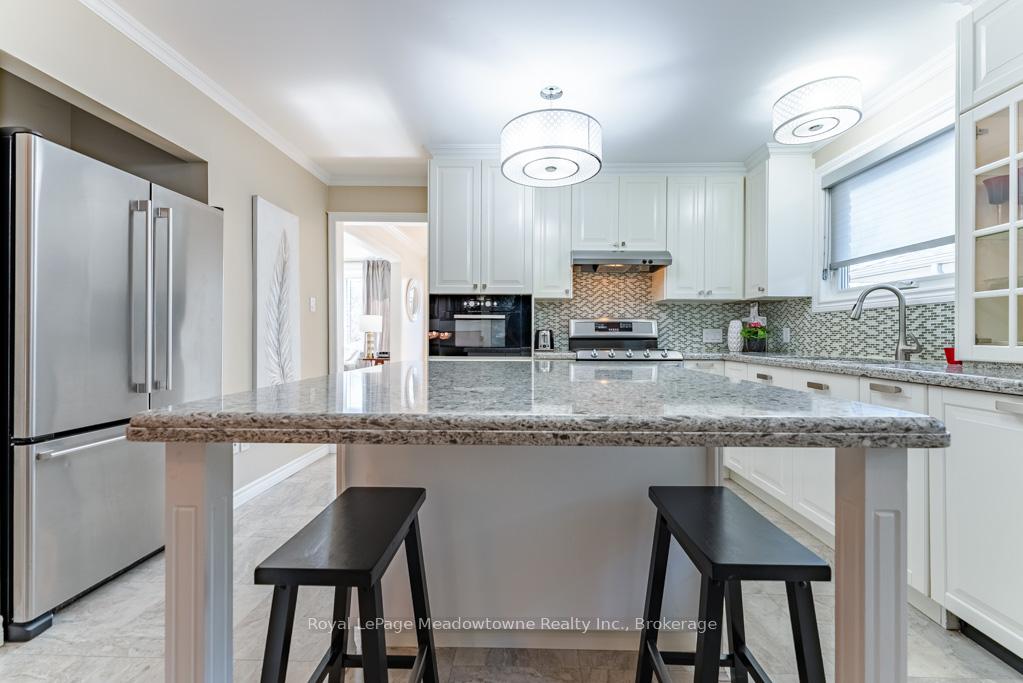 Photo 16 of 802 Coulson Avenue, Milton, Timberlea — HOMEH
