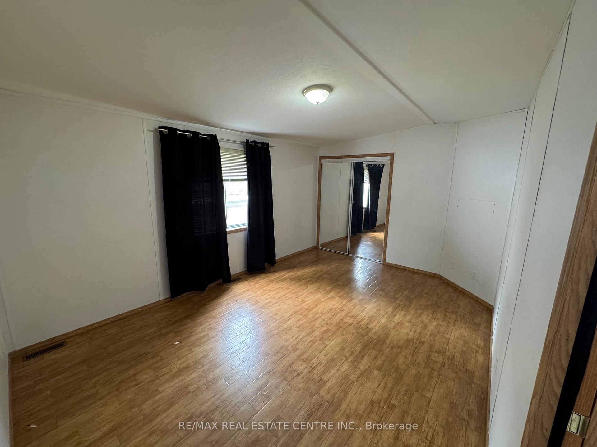 Photo 7 of 35 Water Street, Puslinch, Morriston — HOMEH
