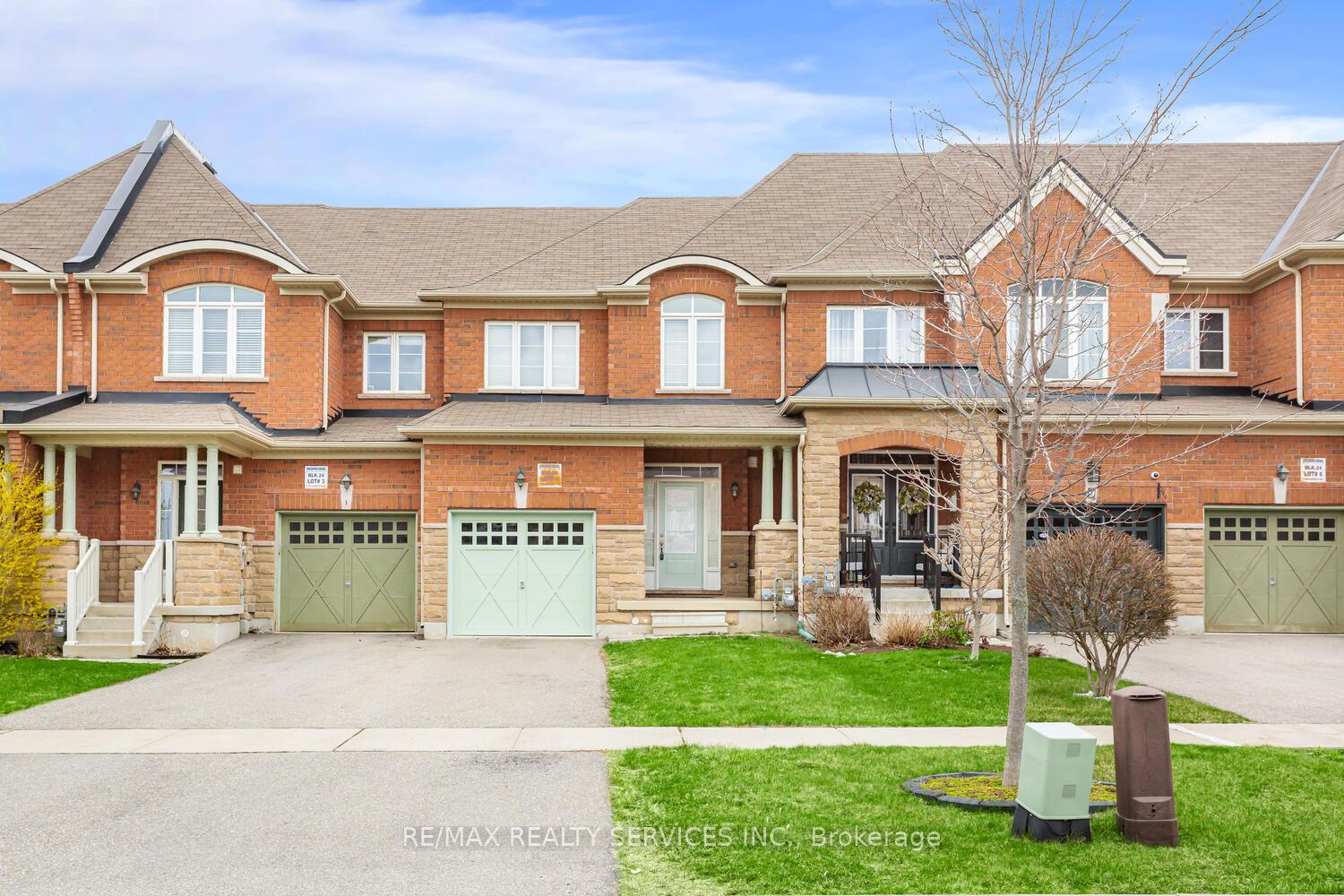 Front of 7 Mclaughlin Avenue