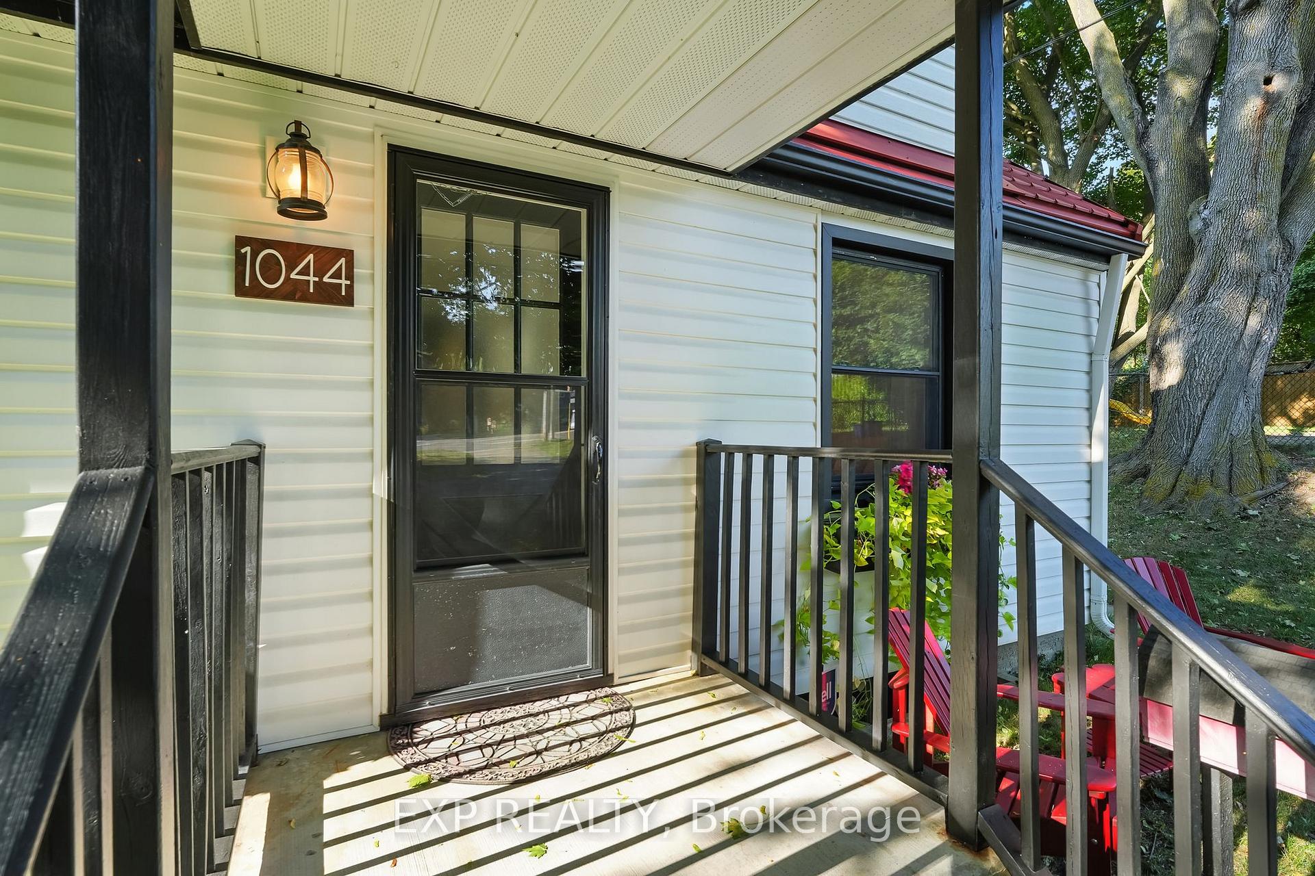 Photo 4 of 1044 King Street E, Oshawa, Eastdale — HOMEH