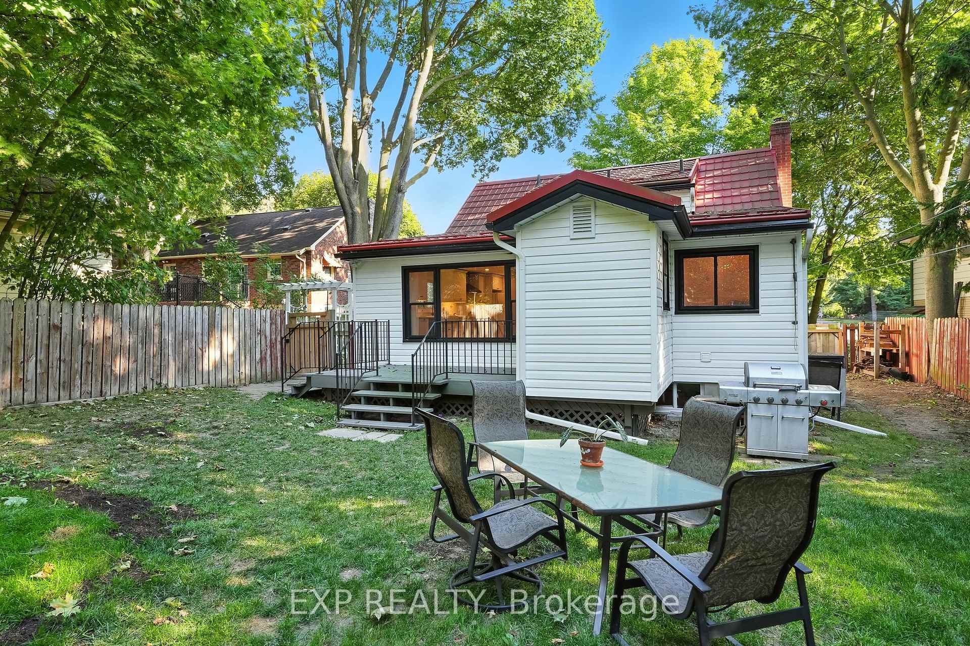 Photo 38 of 1044 King Street E, Oshawa, Eastdale — HOMEH