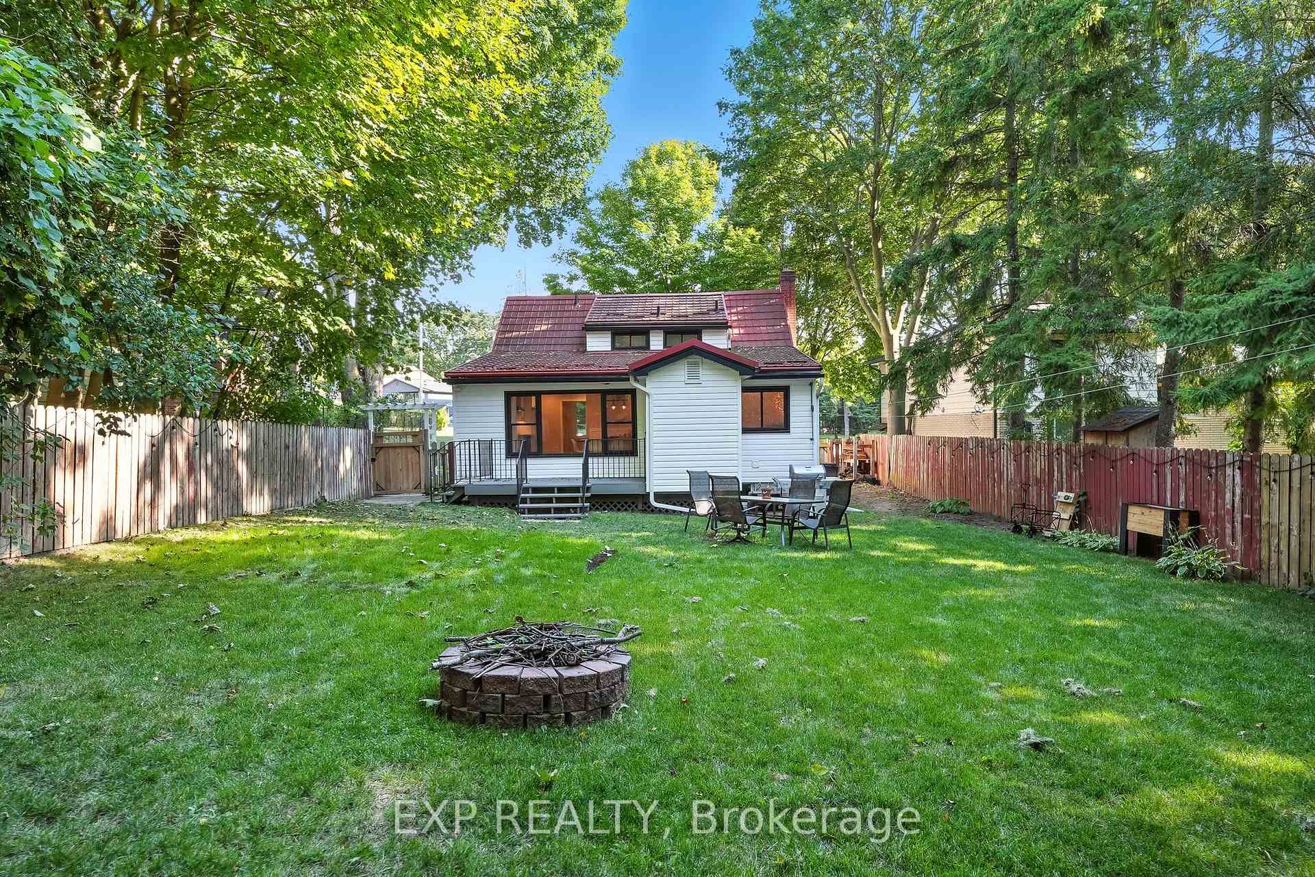 Photo 42 of 1044 King Street E, Oshawa, Eastdale — HOMEH