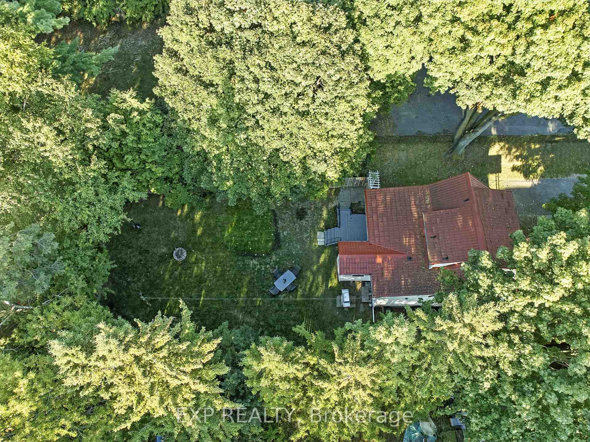 Photo 44 of 1044 King Street E, Oshawa, Eastdale — HOMEH