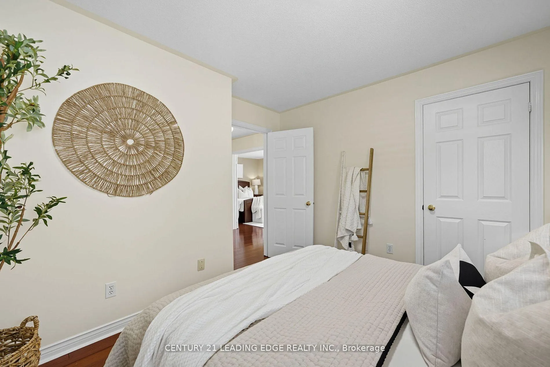 Photo 15 of 2308 Abbott Crescent, Pickering, Brock Ridge — HOMEH