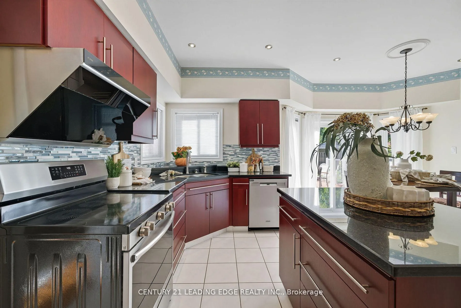 Photo 25 of 2308 Abbott Crescent, Pickering, Brock Ridge — HOMEH