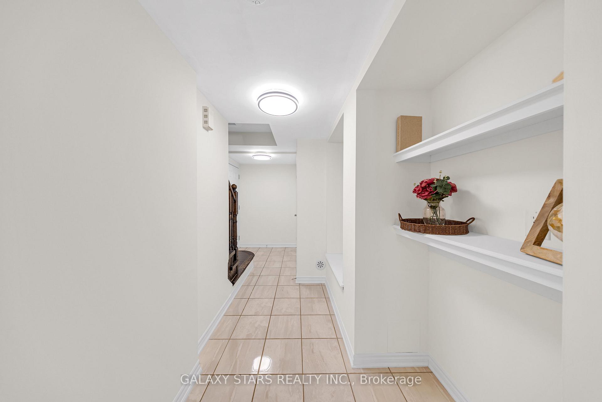Photo 5 of 1034 Dragonfly Avenue, Pickering, Rural Pickering — HOMEH