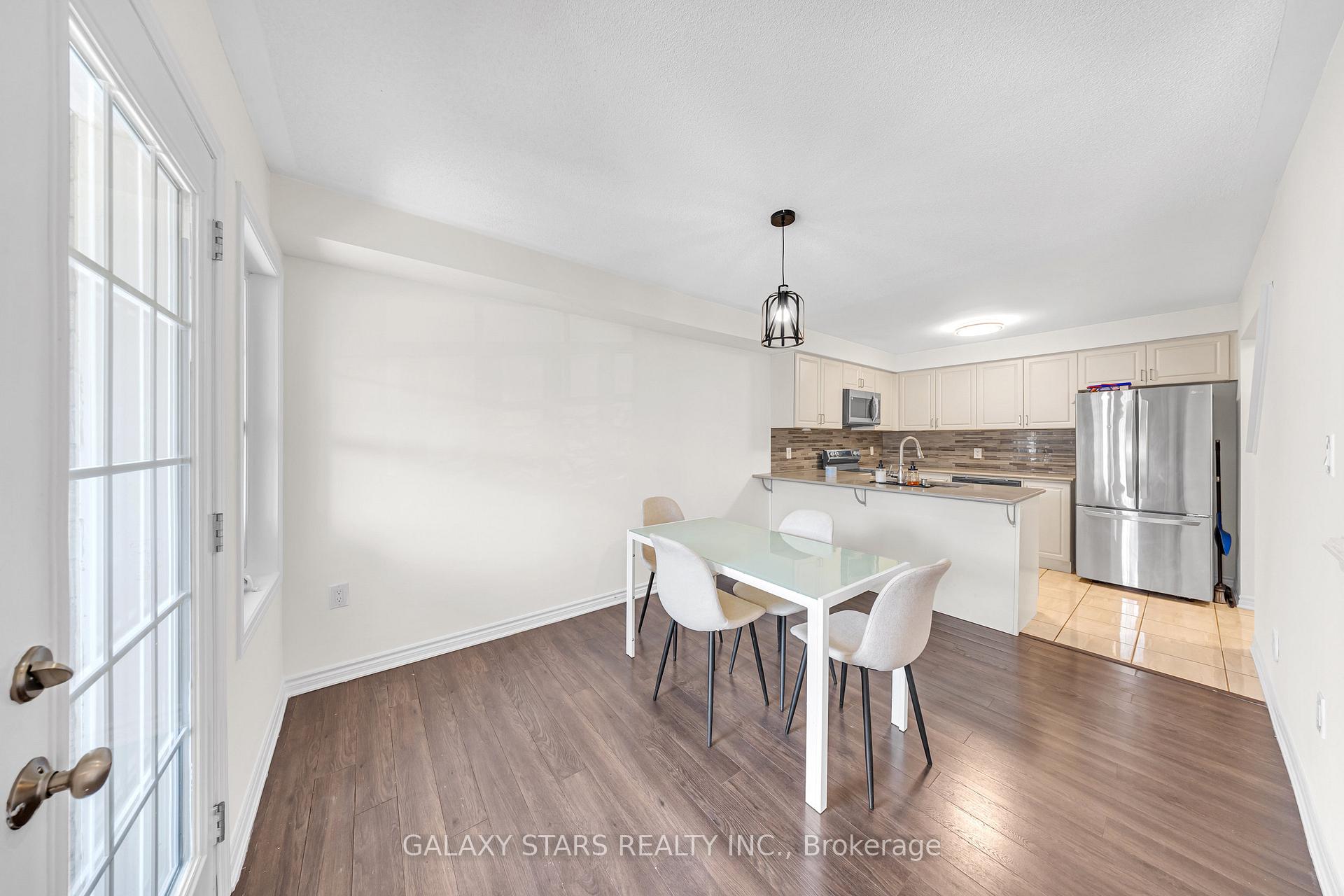 Photo 8 of 1034 Dragonfly Avenue, Pickering, Rural Pickering — HOMEH