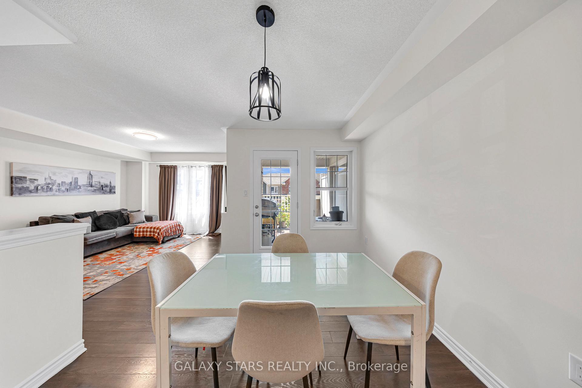 Photo 11 of 1034 Dragonfly Avenue, Pickering, Rural Pickering — HOMEH