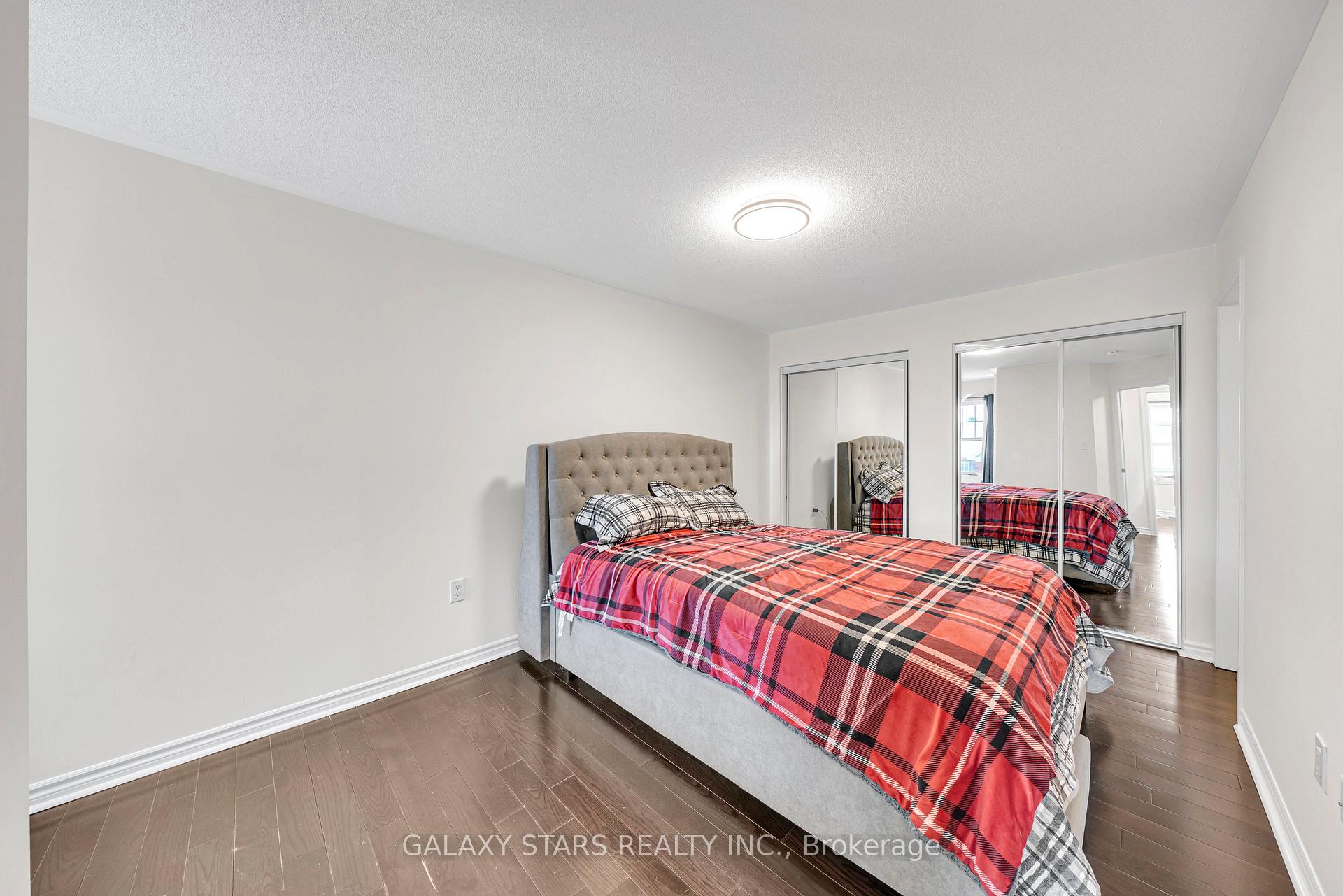 Photo 21 of 1034 Dragonfly Avenue, Pickering, Rural Pickering — HOMEH
