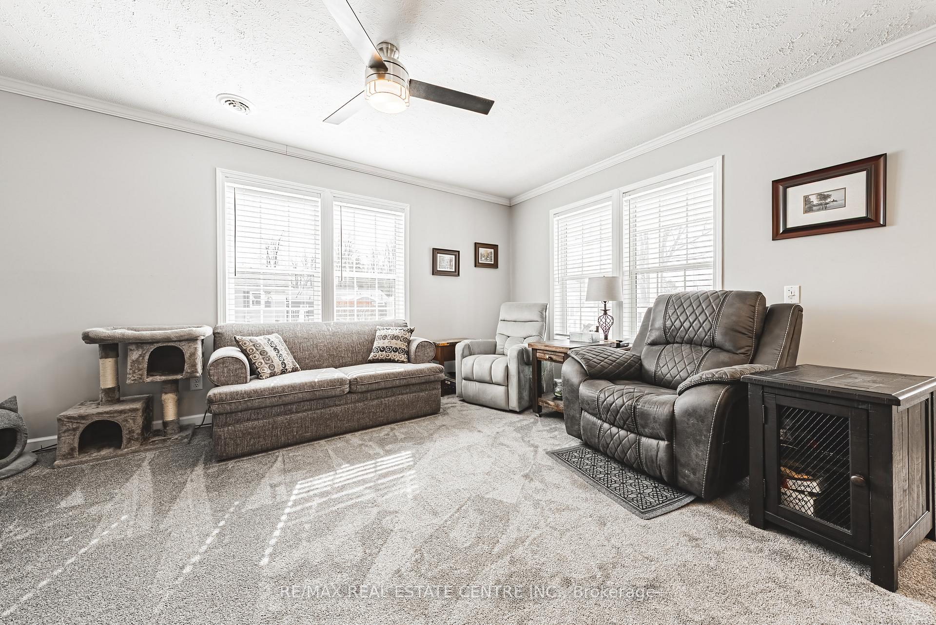 Photo 14 of 5 Sumac Street, Kitchener, Mill Courtland Woodside Park — HOMEH