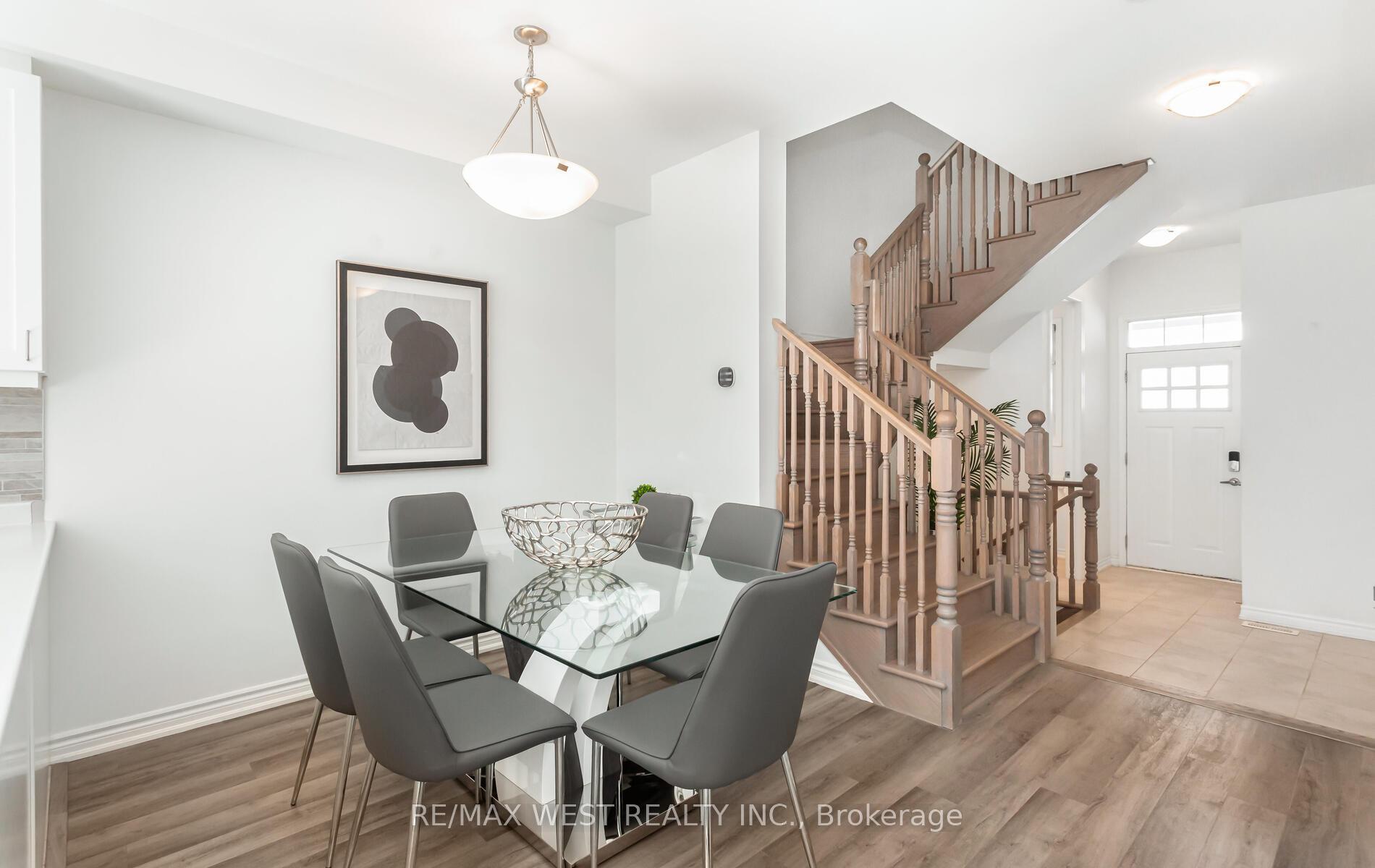 Photo 31 of 808 Aspen Terrace, Milton, Cobban — HOMEH