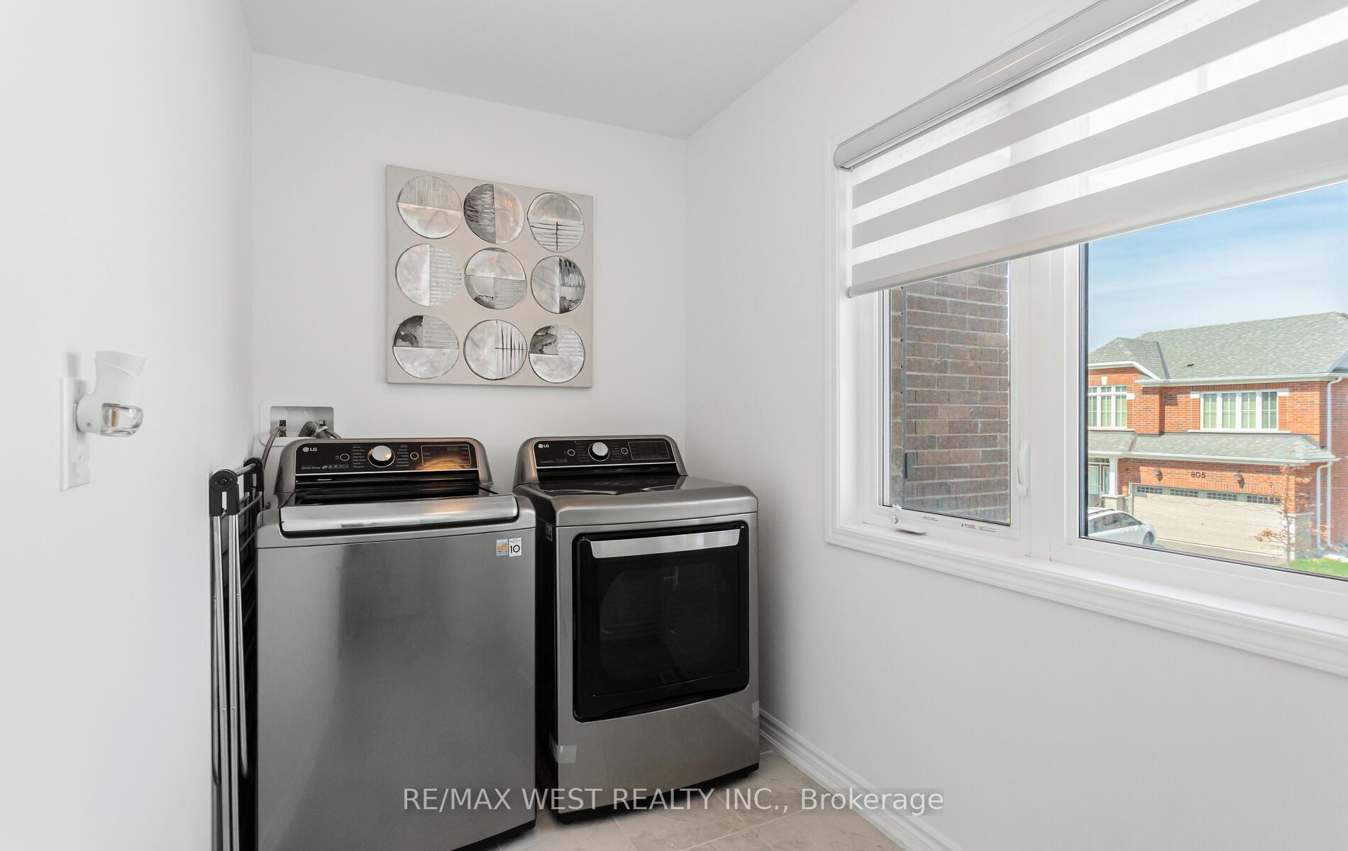 Photo 49 of 808 Aspen Terrace, Milton, Cobban — HOMEH