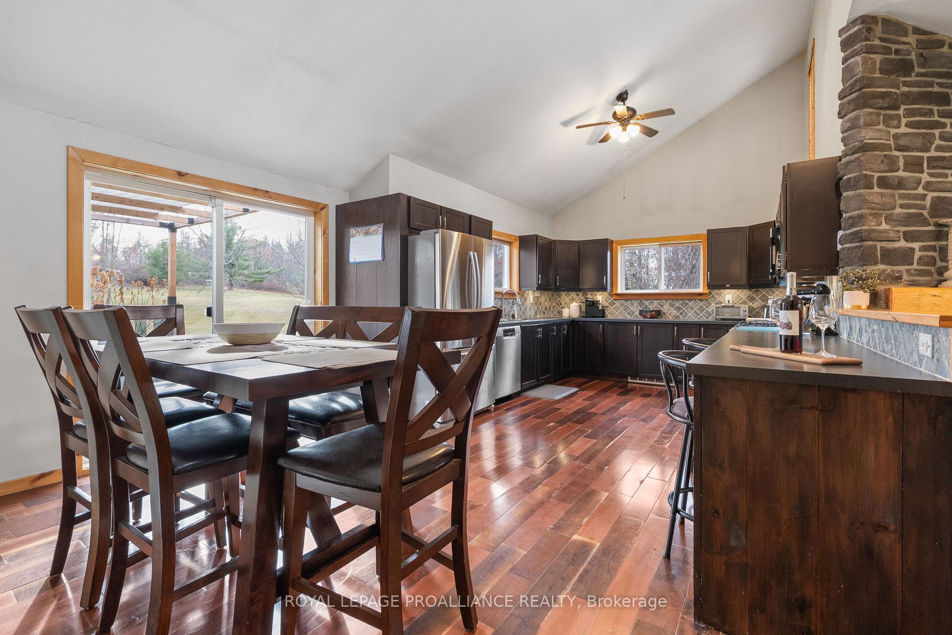 Photo 8 of 619 Gallivan Road, Quinte West, Sidney Ward — HOMEH