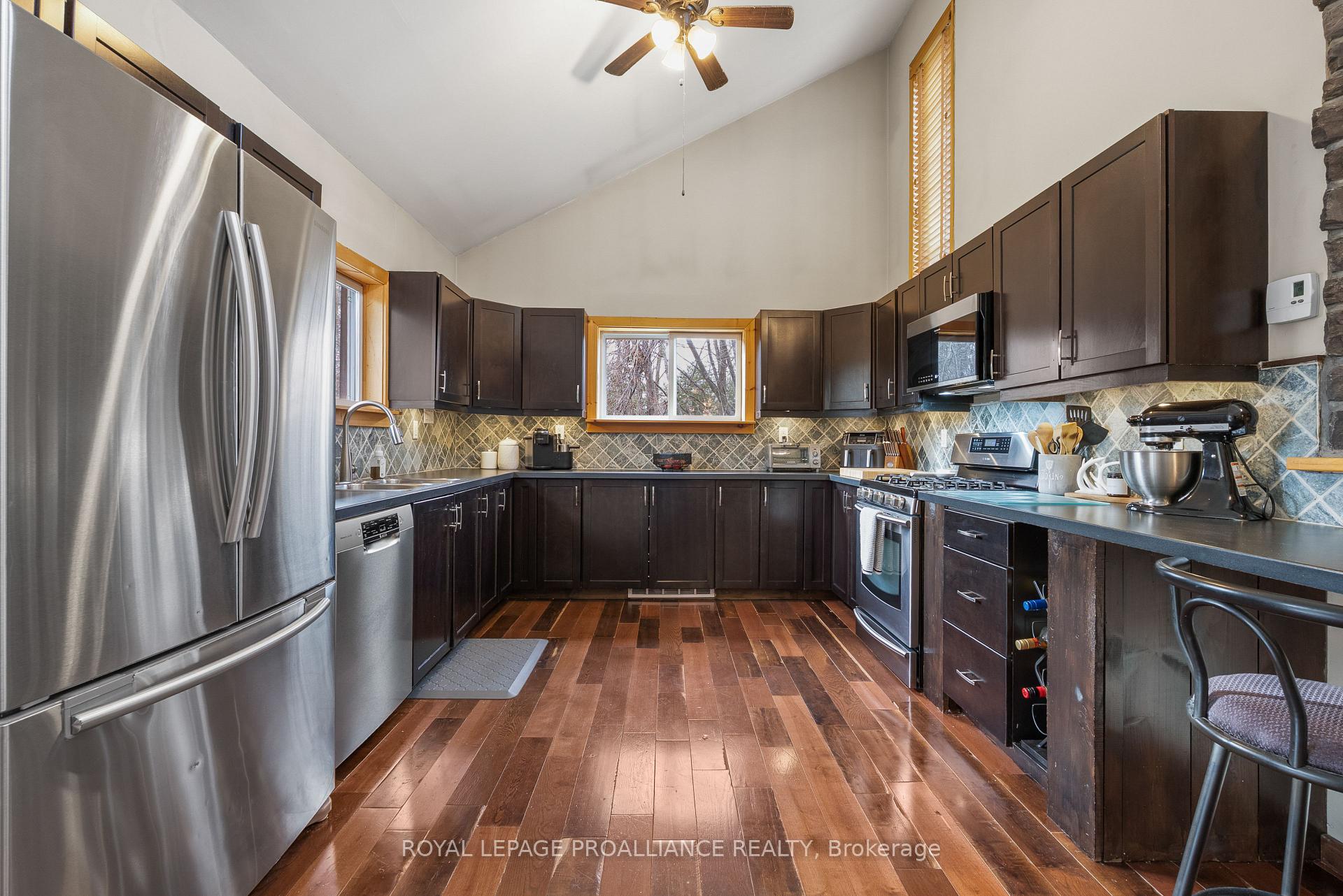 Photo 10 of 619 Gallivan Road, Quinte West, Sidney Ward — HOMEH