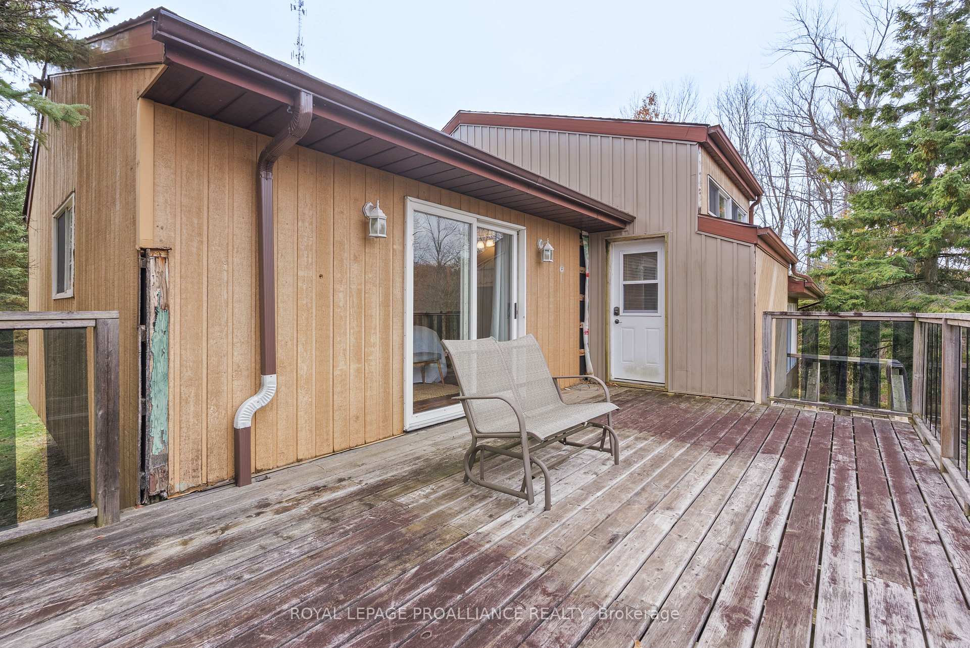 Photo 16 of 619 Gallivan Road, Quinte West, Sidney Ward — HOMEH