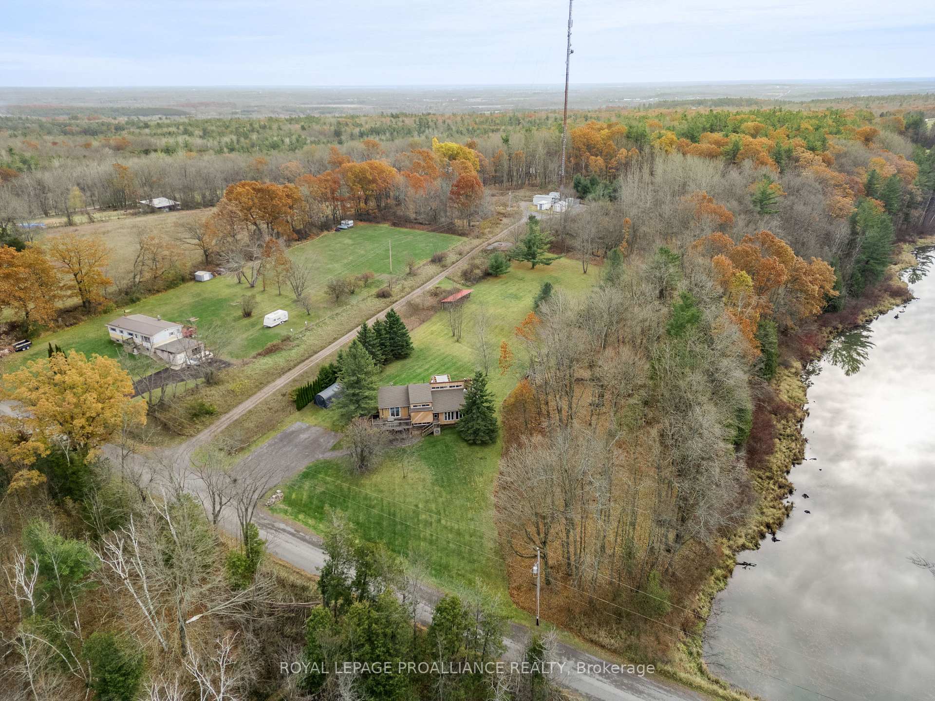 Photo 30 of 619 Gallivan Road, Quinte West, Sidney Ward — HOMEH