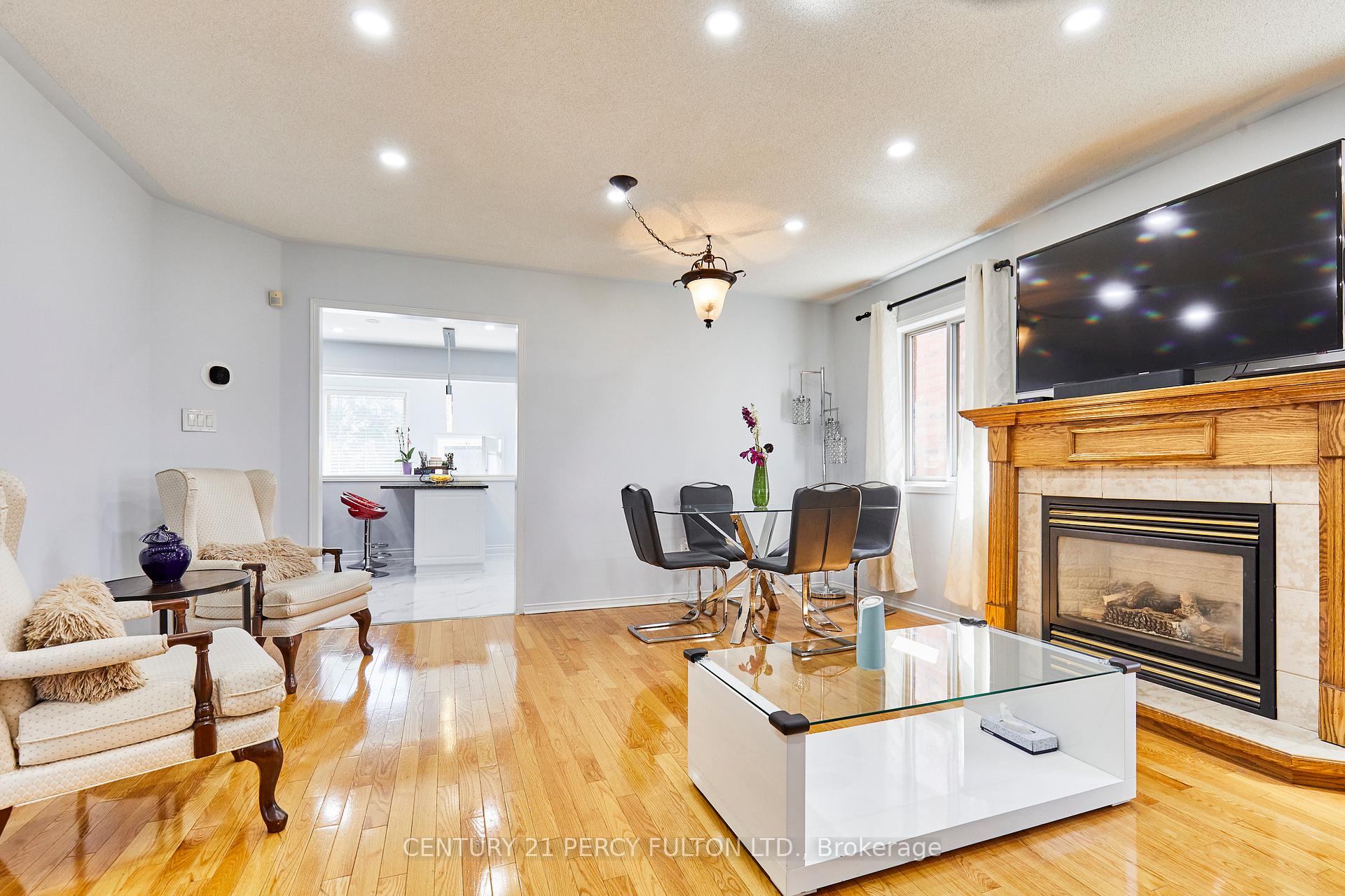 Photo 6 of 483 Ormond Drive, Oshawa, Samac — HOMEH