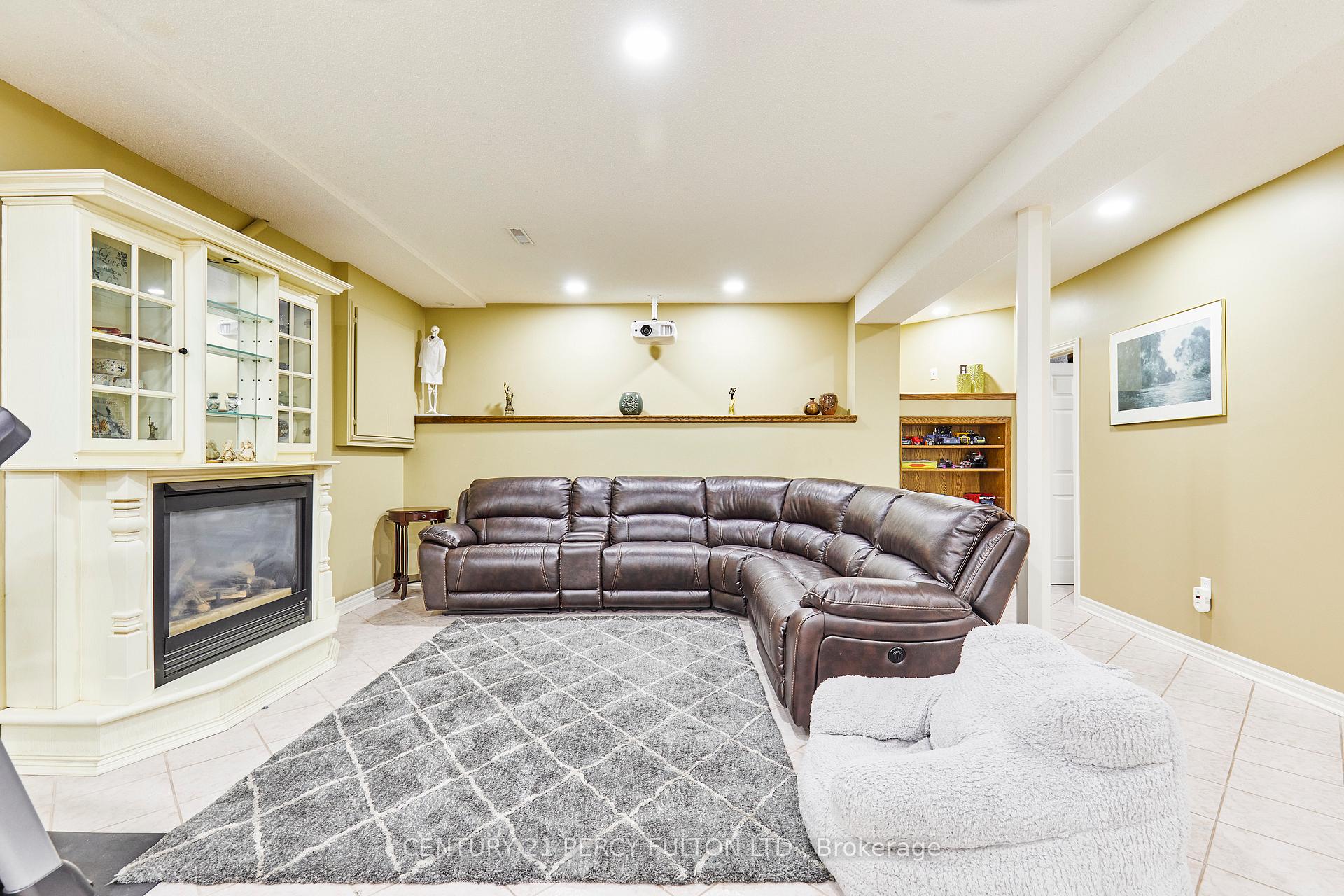 Photo 17 of 483 Ormond Drive, Oshawa, Samac — HOMEH