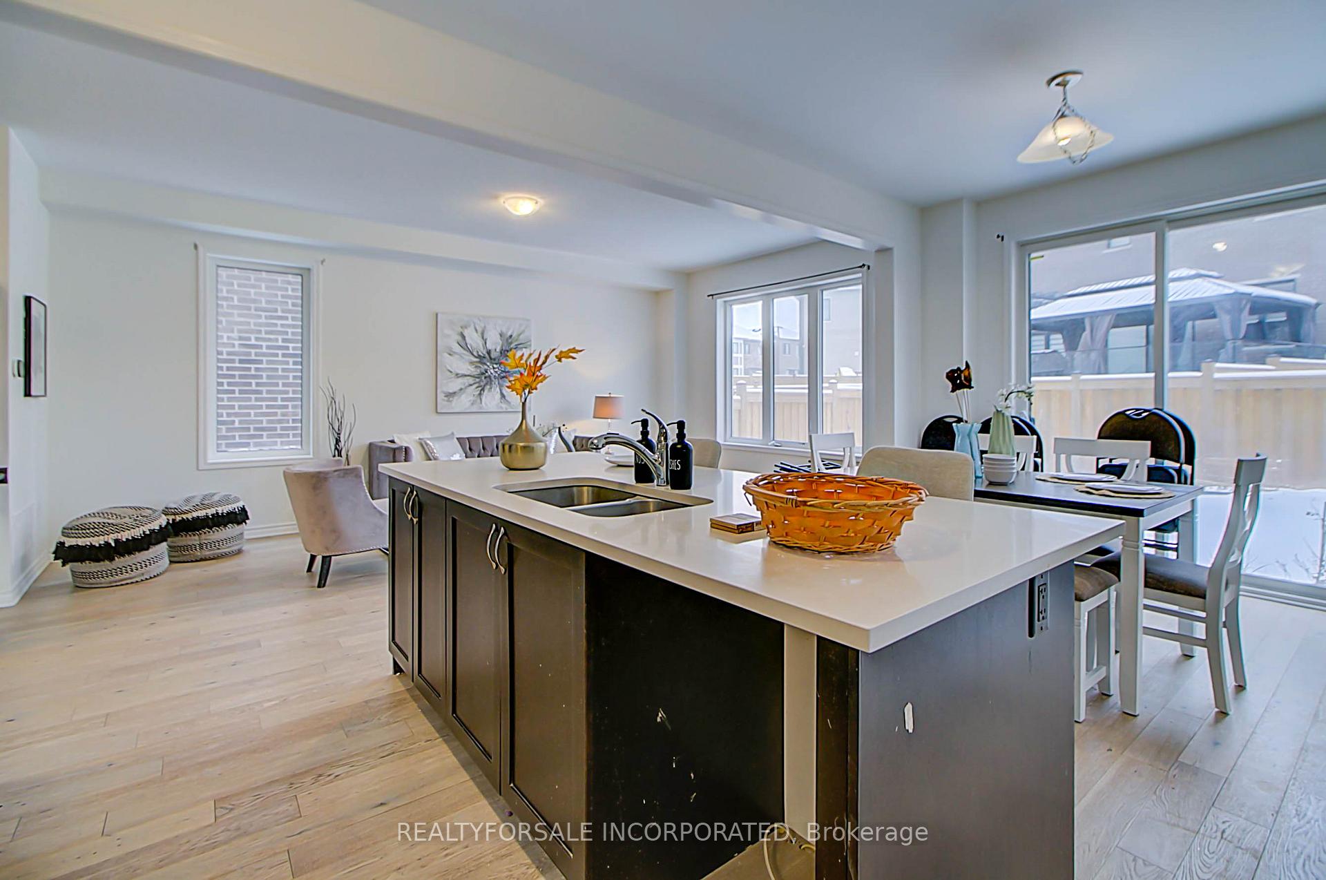 Photo 25 of 1406 Stillmeadow Lane, Pickering, Rural Pickering — HOMEH