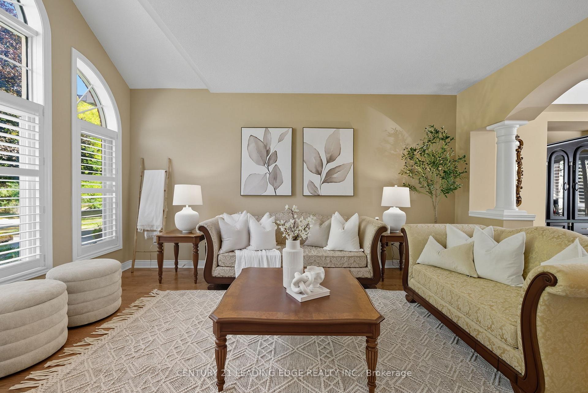 Photo 3 of 2308 Abbott Crescent, Pickering, Brock Ridge — HOMEH