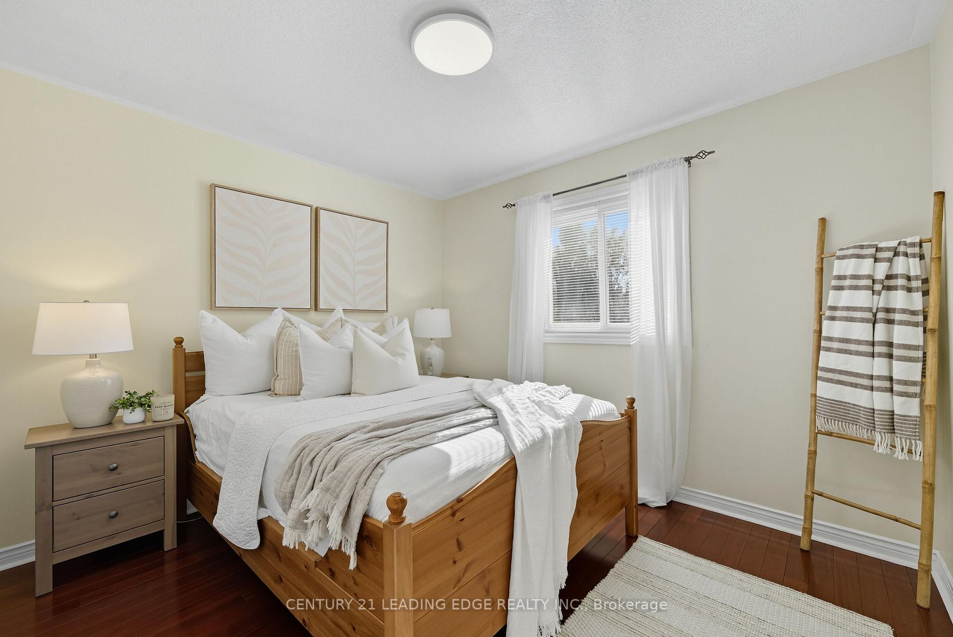 Photo 19 of 2308 Abbott Crescent, Pickering, Brock Ridge — HOMEH