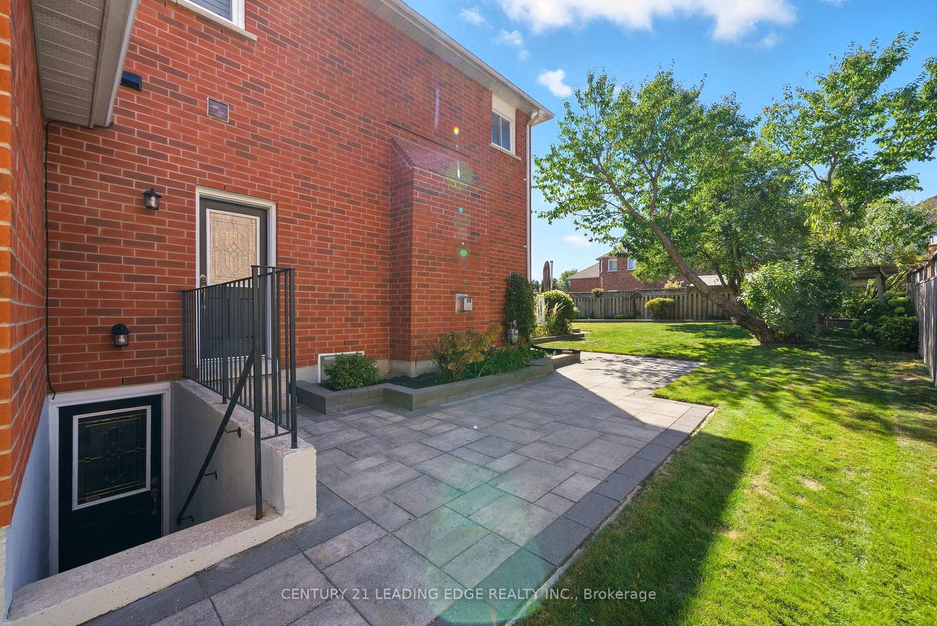 Photo 43 of 2308 Abbott Crescent, Pickering, Brock Ridge — HOMEH