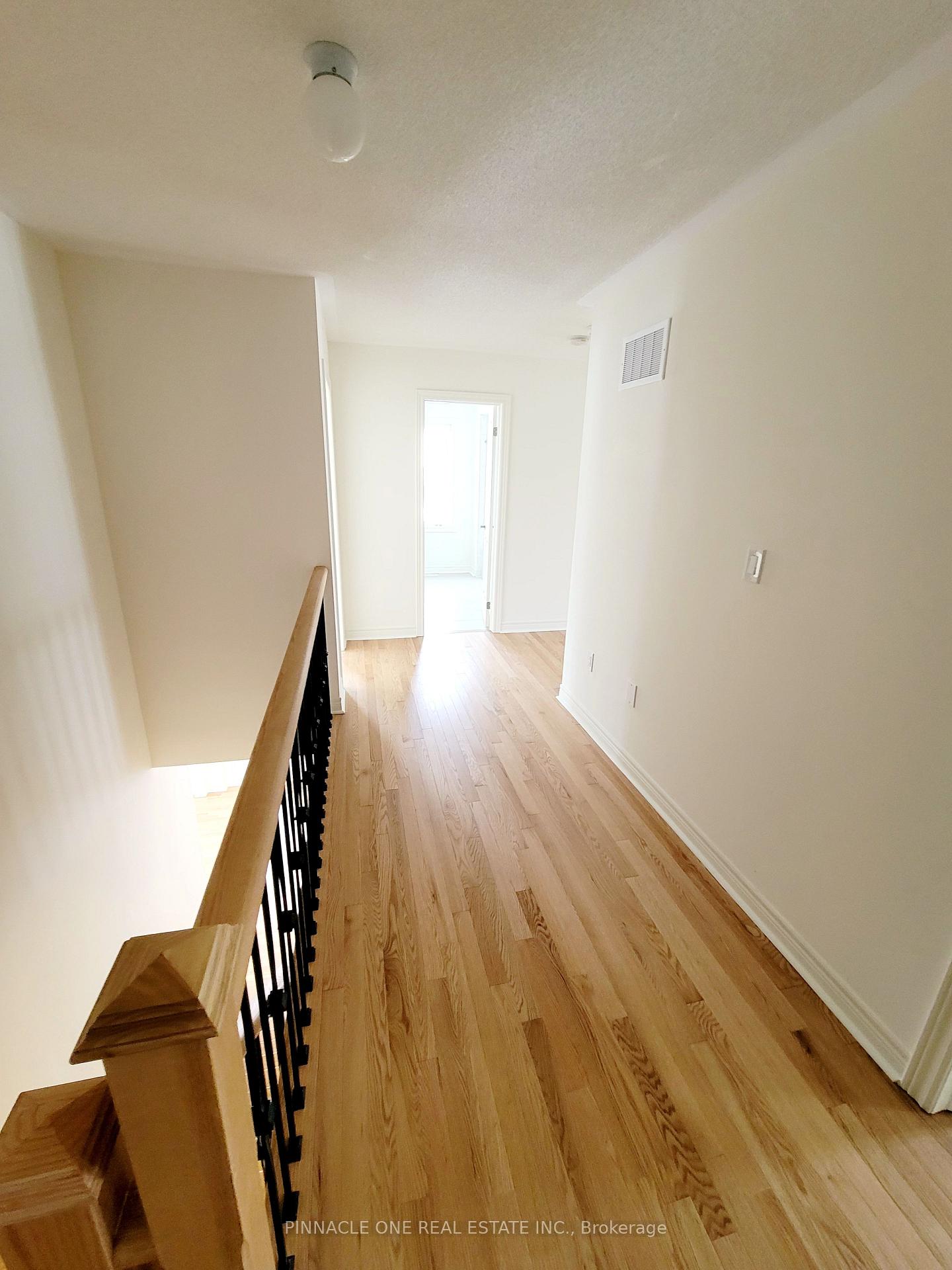 Photo 17 of 1192 Drinkle Crescent, Oshawa, Eastdale — HOMEH