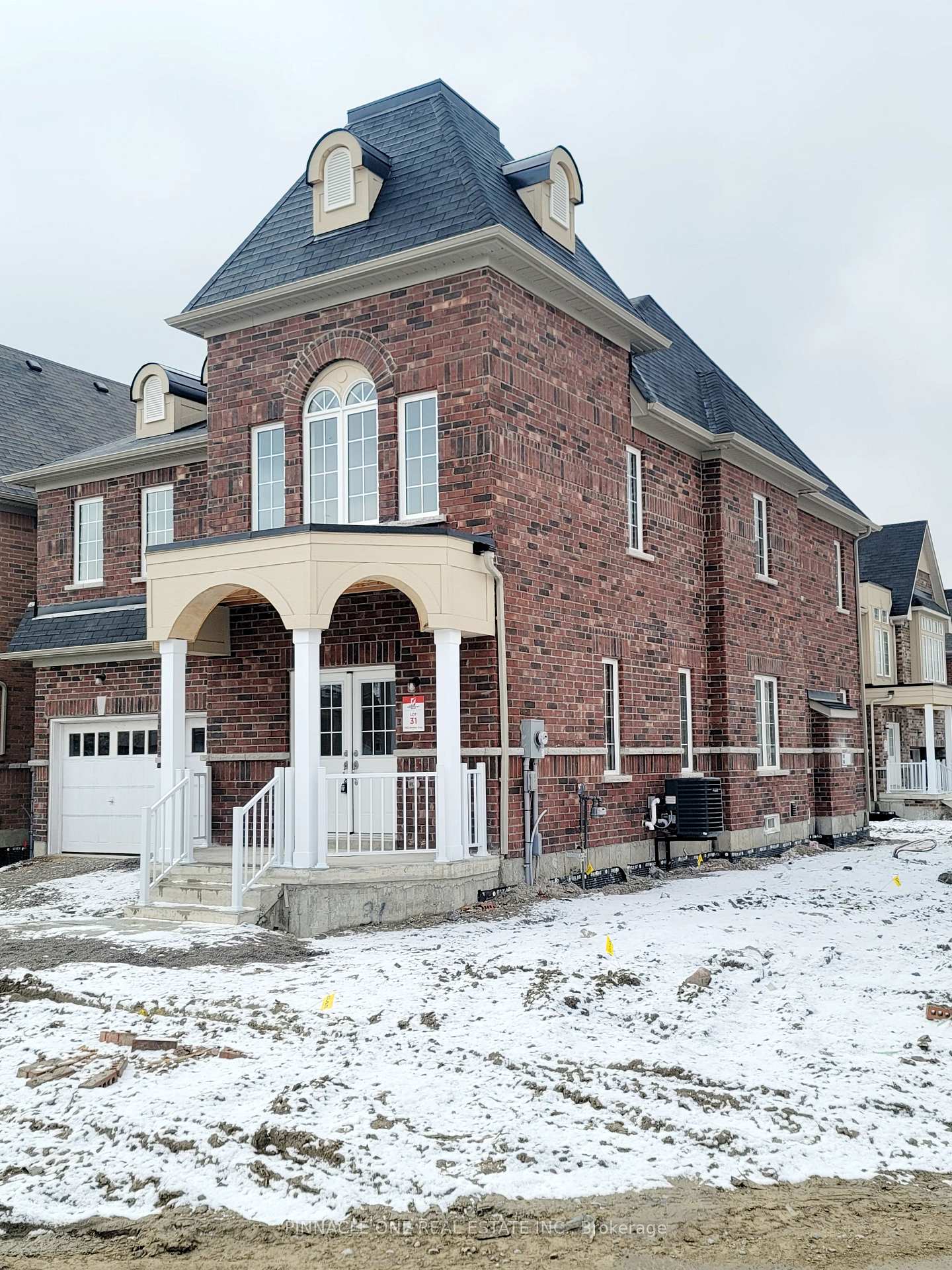Photo 18 of 1192 Drinkle Crescent, Oshawa, Eastdale — HOMEH