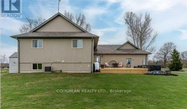 Photo 2 of 2000 County Road 17, Prince Edward County, South Marysburg Ward — HOMEH