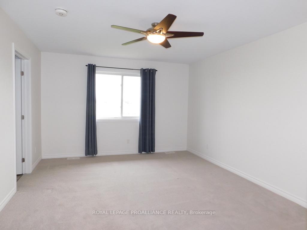 Photo 13 of 77 Ledgerock Court, Quinte West, Sidney Ward — HOMEH