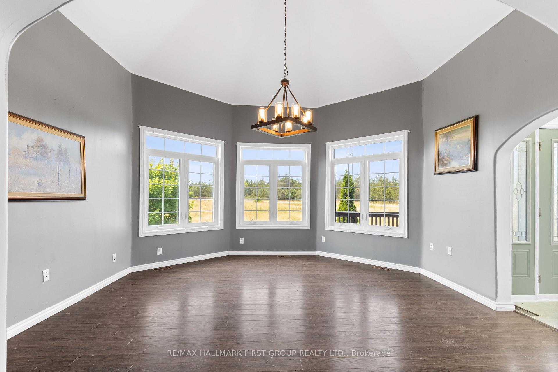 Photo 5 of 2898 County 2 Road, Prince Edward County, Ameliasburg Ward — HOMEH