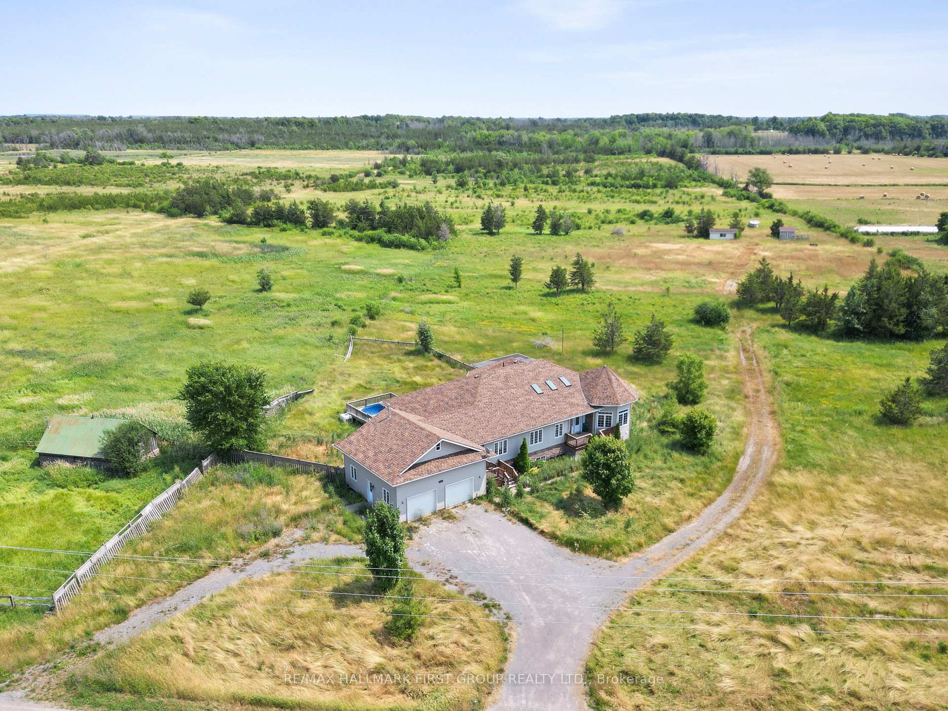 Photo 28 of 2898 County 2 Road, Prince Edward County, Ameliasburg Ward — HOMEH