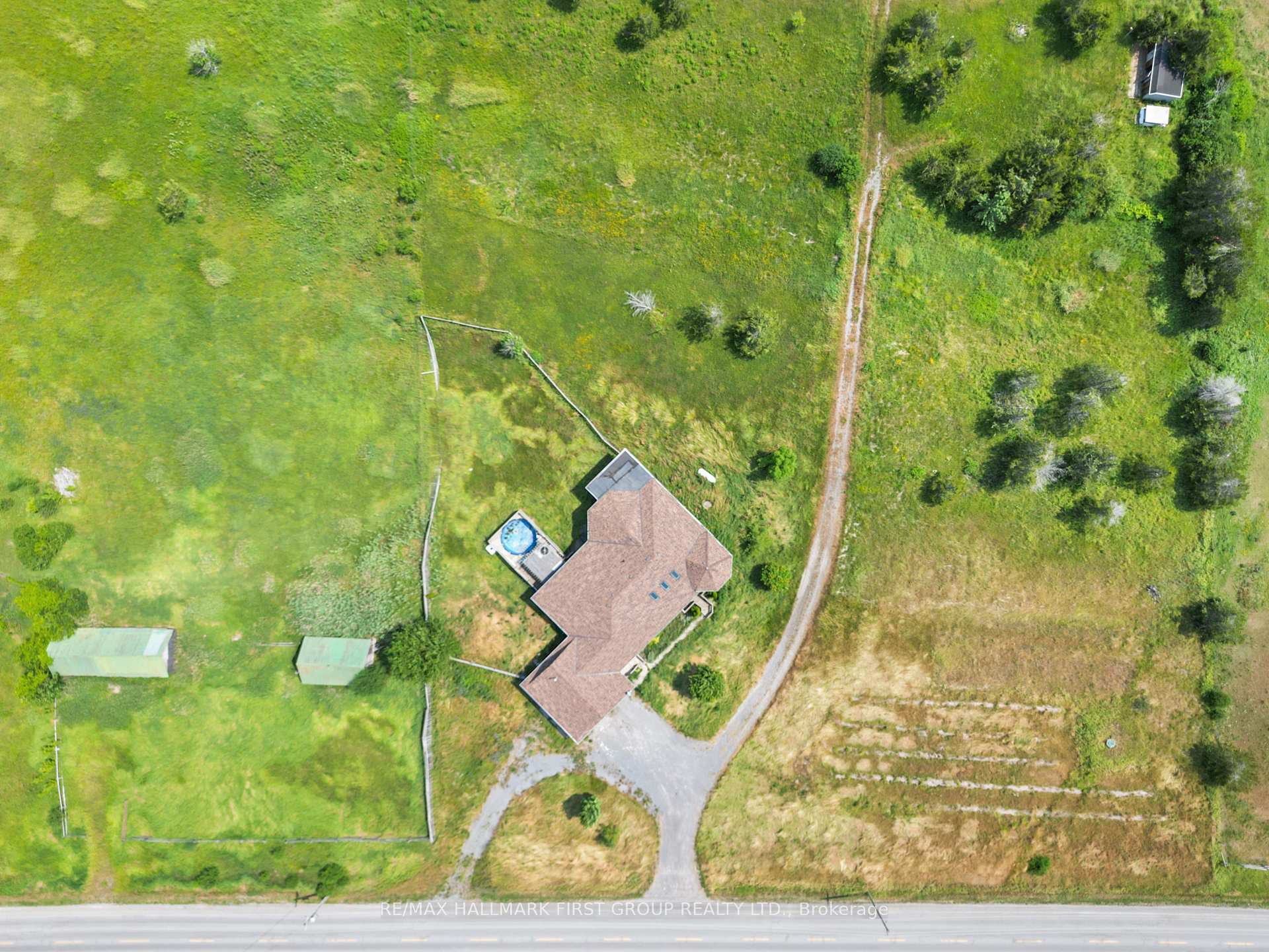 Photo 29 of 2898 County 2 Road, Prince Edward County, Ameliasburg Ward — HOMEH