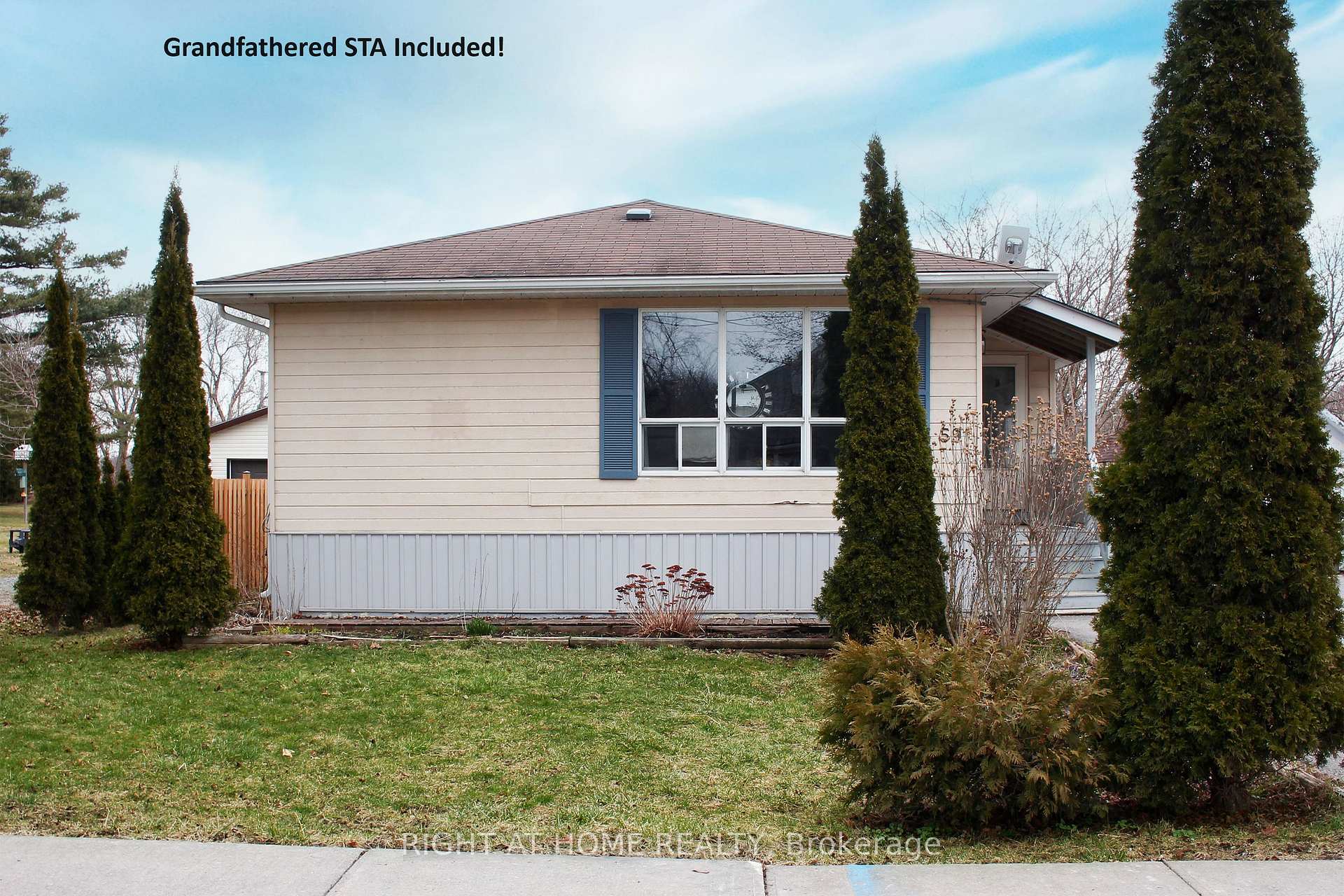 Photo 2 of 59 Consecon Street, Prince Edward County, Wellington Ward — HOMEH